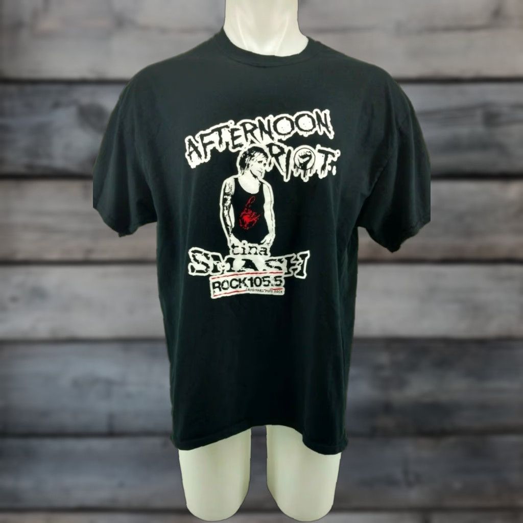 Gildan Gildan Shirt Men T-Shirt Rock Black XL WQXR 105.5 Afternoon Riot Theme Rock Band Event Modern Casual Everyday Short Sleeve Round Neck Car Size US XL / EU 56 / 4 - 1 Thumbnail