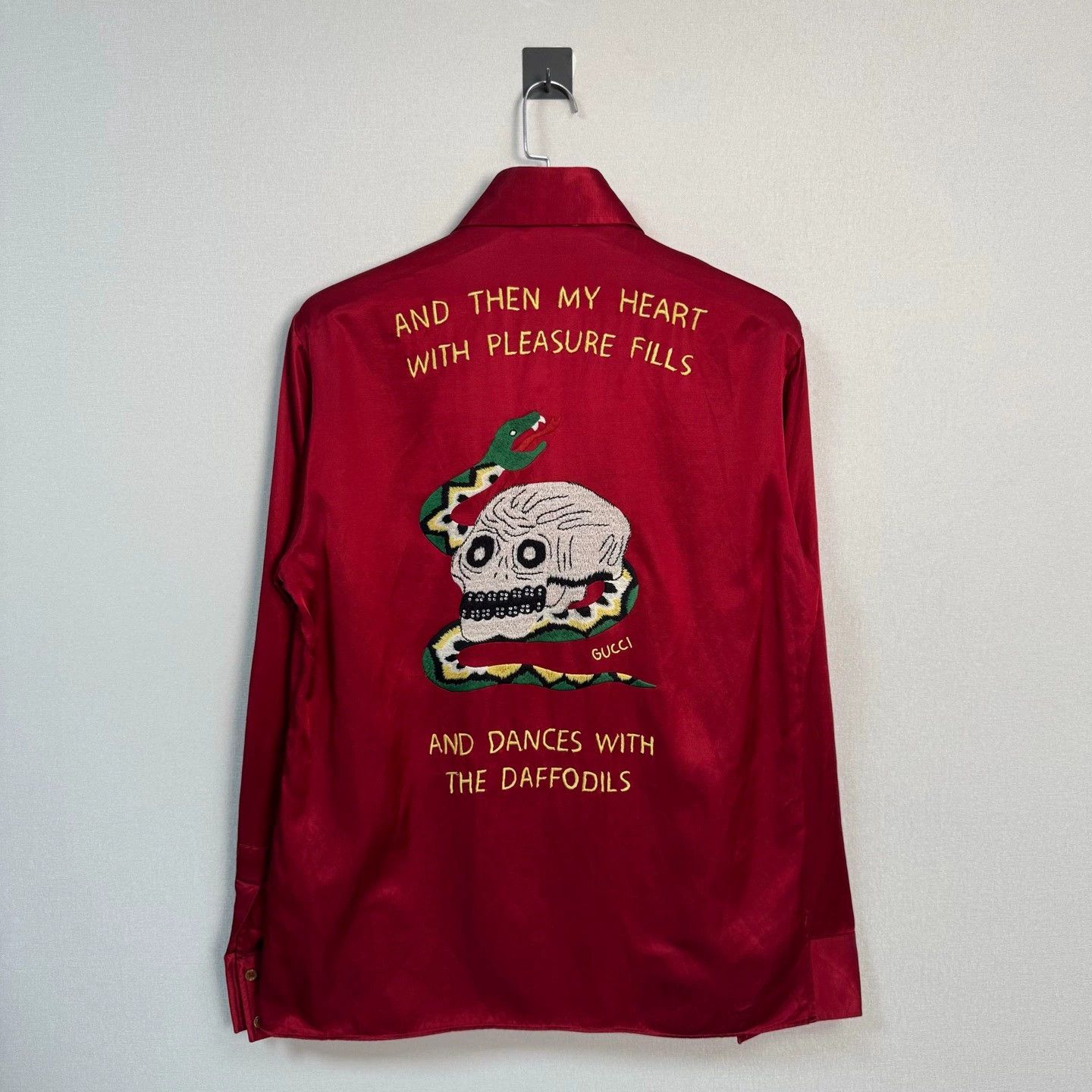 Gucci red gucci silk jacket with skull design Size US L / EU 52-54 / 3 - 1 Thumbnail
