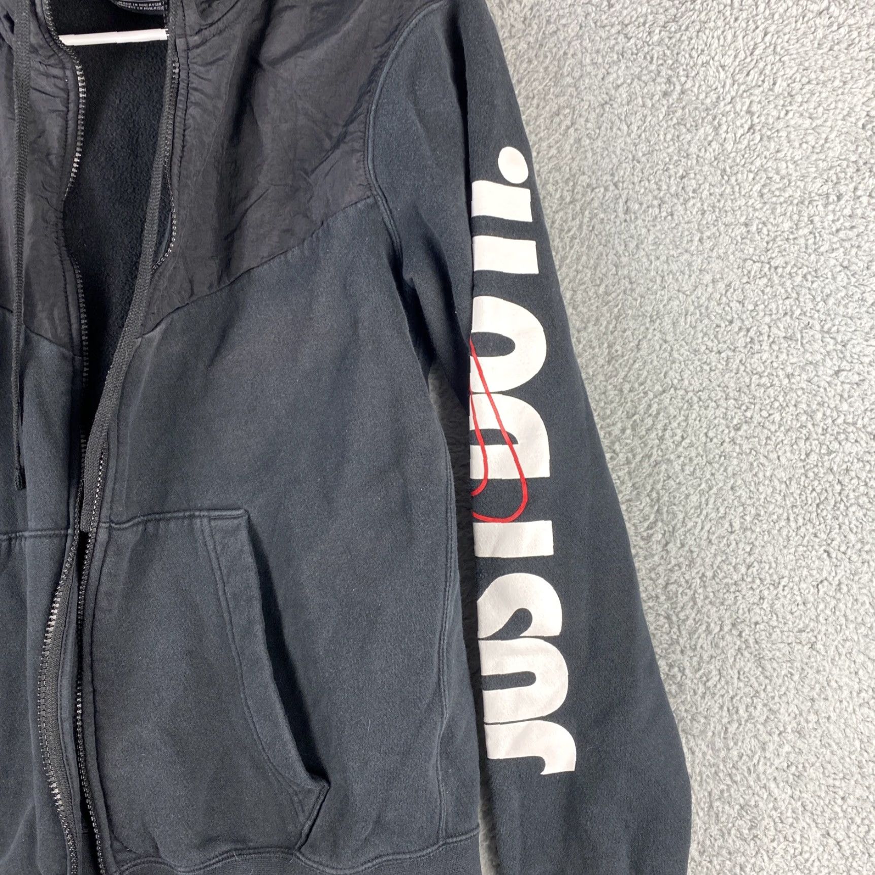 Nike VINTAGE Nike Men's Size S Hooded Jacket Casual Active Wear Fall Winter Black Long Sleeve Size US S / EU 44-46 / 1 - 2 Thumbnail