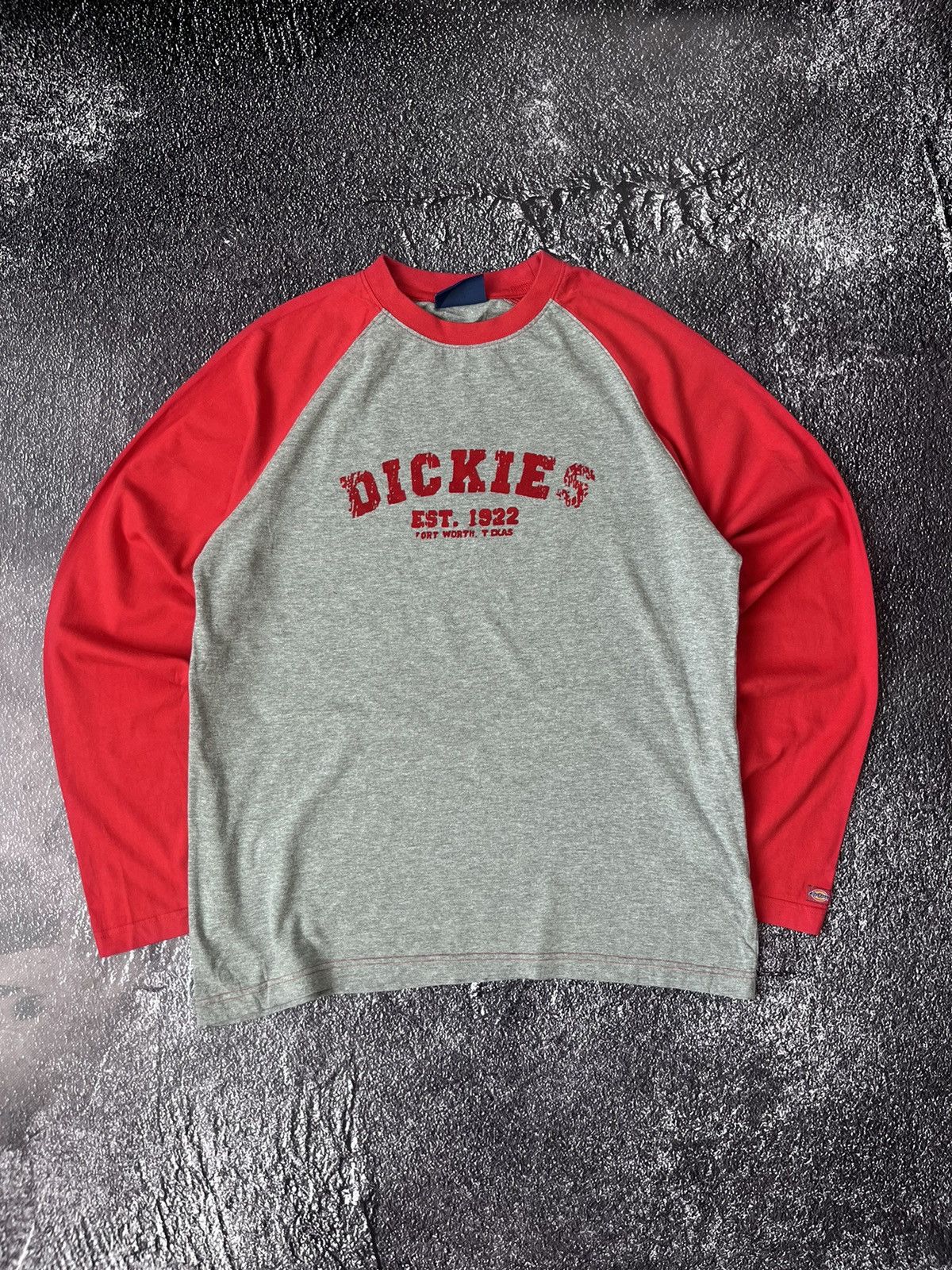 Dickies Vintage Y2K Dickies Big Logo Red/Gray Long Sleeve Tee Size US L / EU 52-54 / 3 - 1 Thumbnail