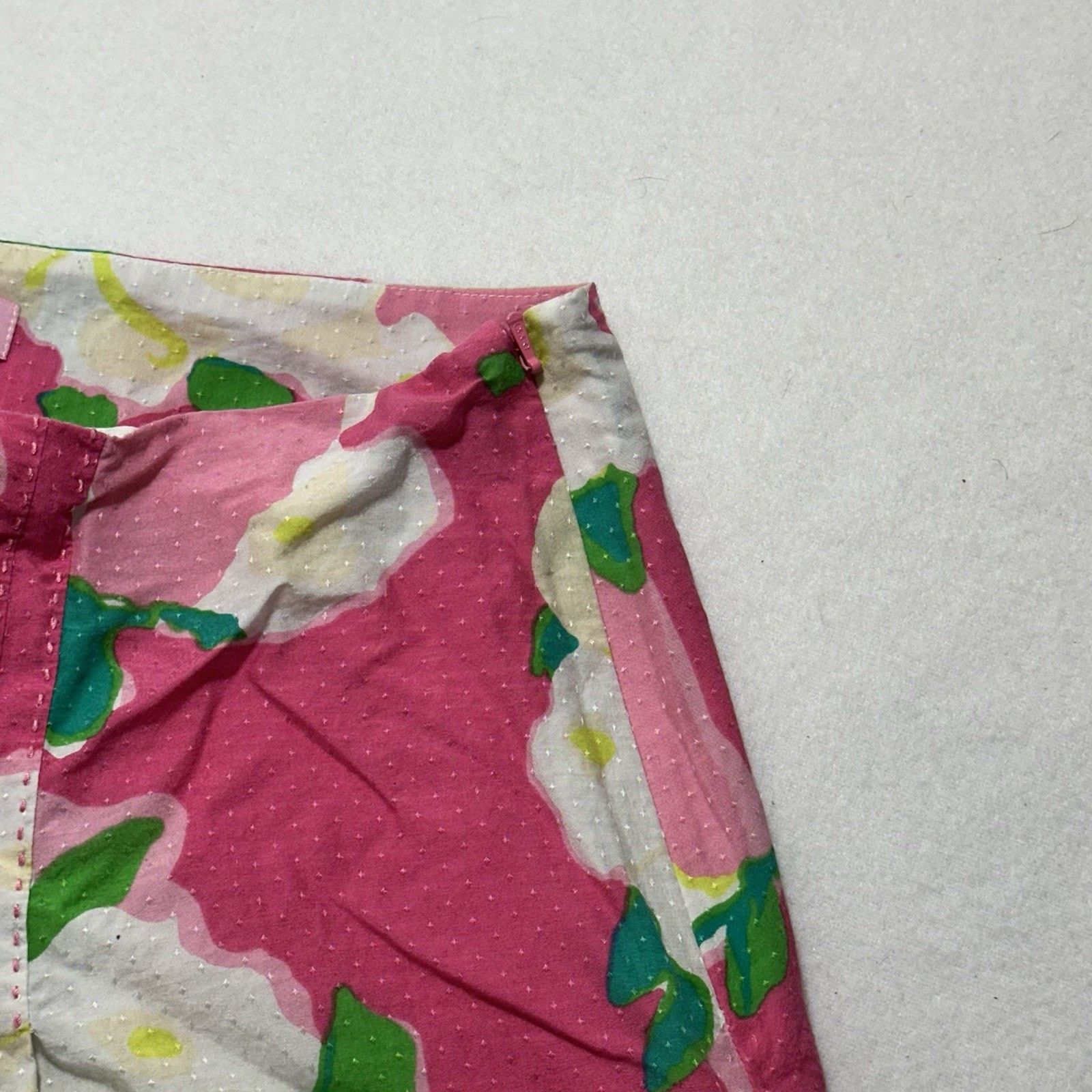 Lilly Pulitzer Lilly Pulitzer 4 Pink White Floral Cotton Mini Skirt Lined Size 27" / US 4 / IT 40 - 13 Thumbnail