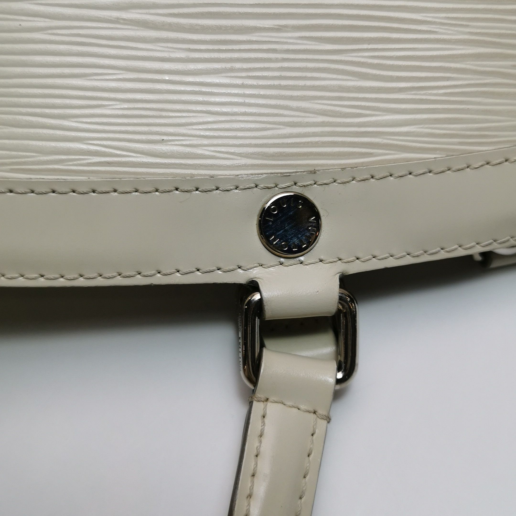 Louis Vuitton Louis Vuitton (LV) Brea doctor bag medium cowhide water rip Size ONE SIZE - 2 Thumbnail