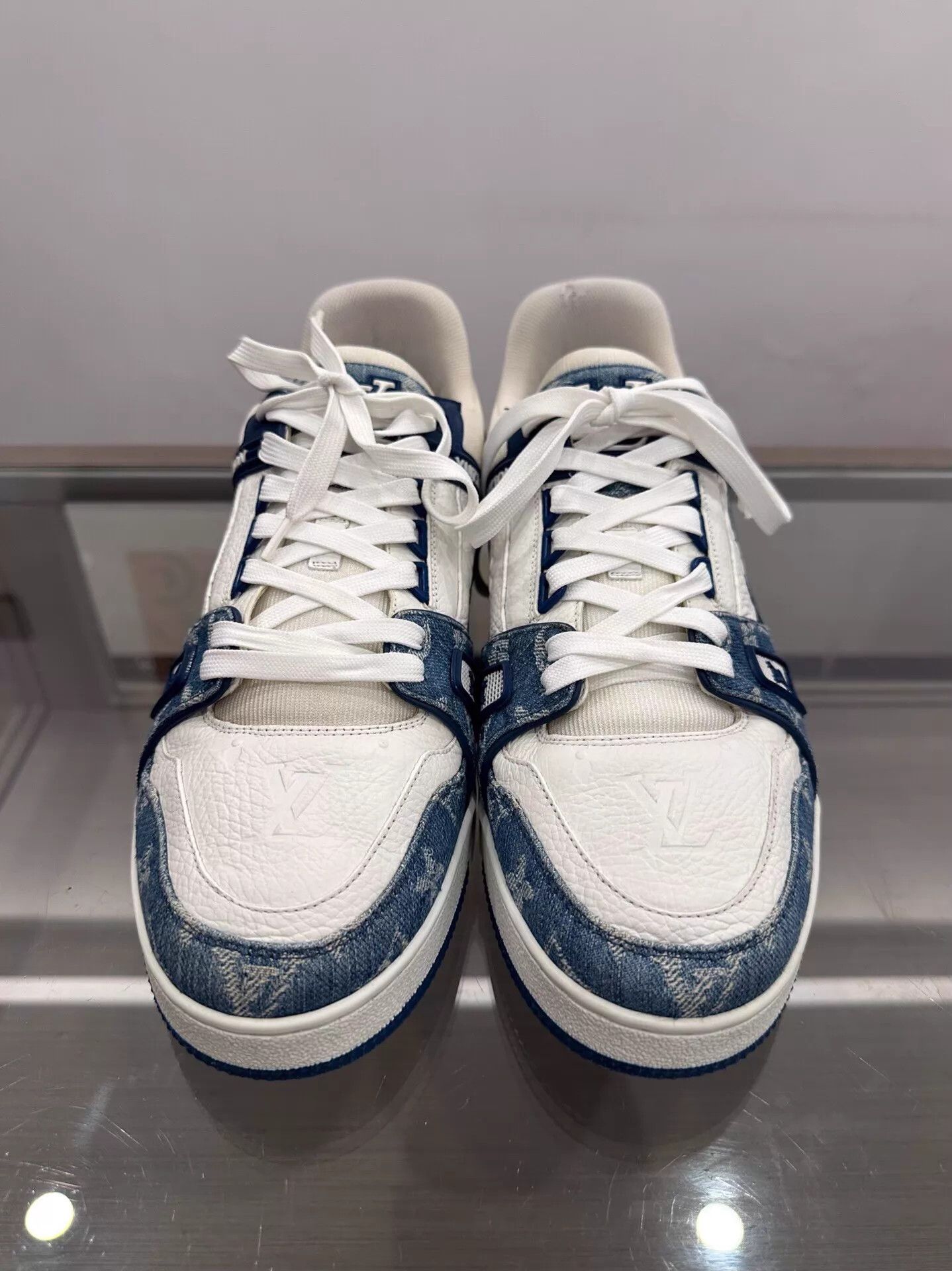 Louis Vuitton LV Monogram denim blue-white kicks UK8 EU42 99new Size US 9 / EU 42 - 3 Thumbnail