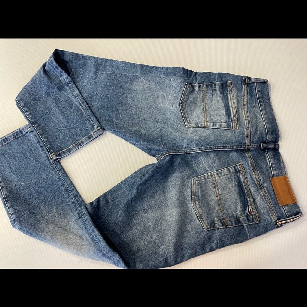 Tommy Hilfiger Tommy Hilfiger blue slim jeans size 34/30 Size US 34 / EU 50 - 7 Thumbnail