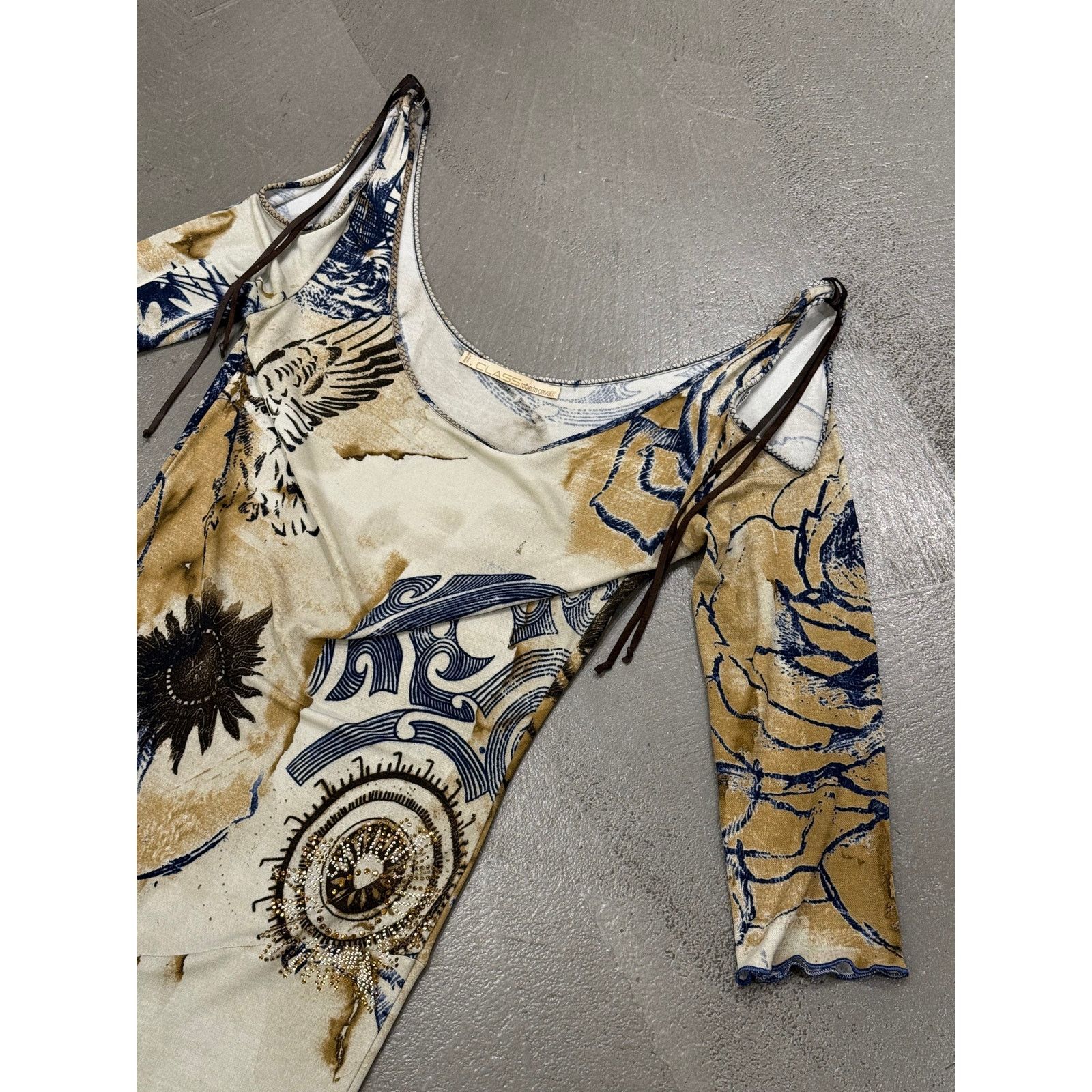Roberto Cavalli 2000s Roberto Cavalli geometric open shoulder long dress Size L / US 10 / IT 46 - 9 Thumbnail