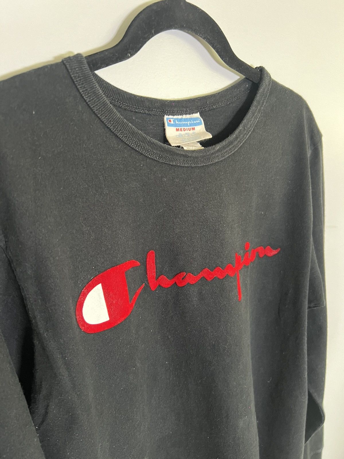 Champion × Vintage Champion Black/Red Logo Longsleeve Size US M / EU 48-50 / 2 - 5 Thumbnail