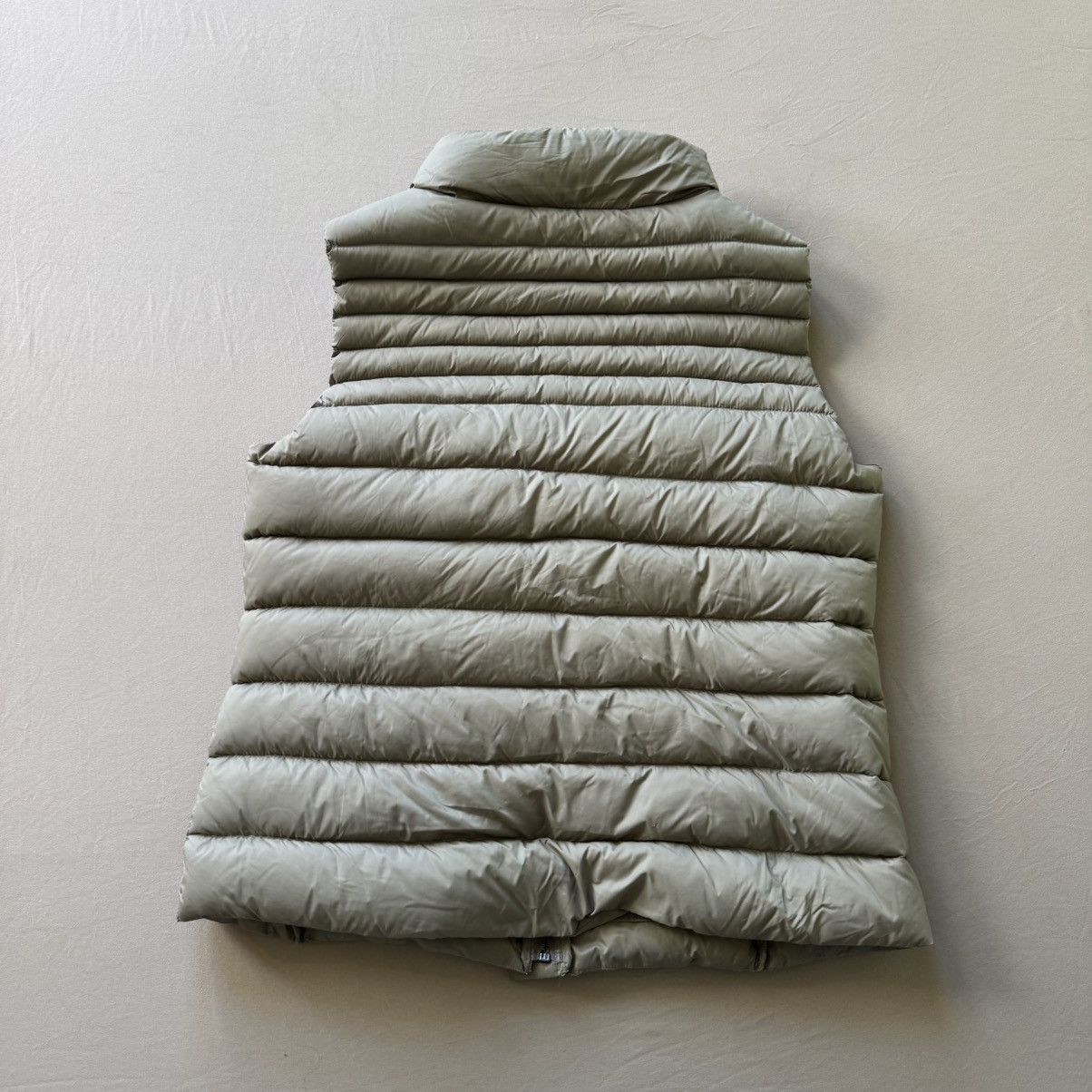 Mango Mango Down ULTRA-LIGHT QUILTED GILET Size L / US 10 / IT 46 - 3 Thumbnail