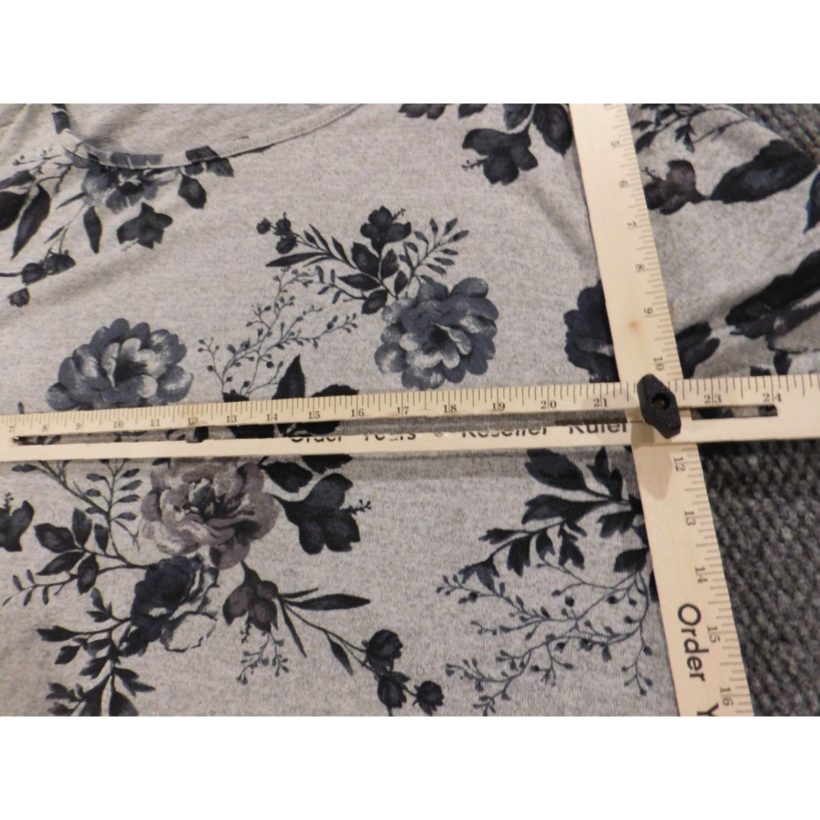 Vintage Lane Bryant Blouse Shirt Womens 14 Gray Floral Knit Pleated Long Sleeve Collared Pullover Casual Regular Size 14 Womens Gray Size XL / US 12-14 / IT 48-50 - 7 Thumbnail