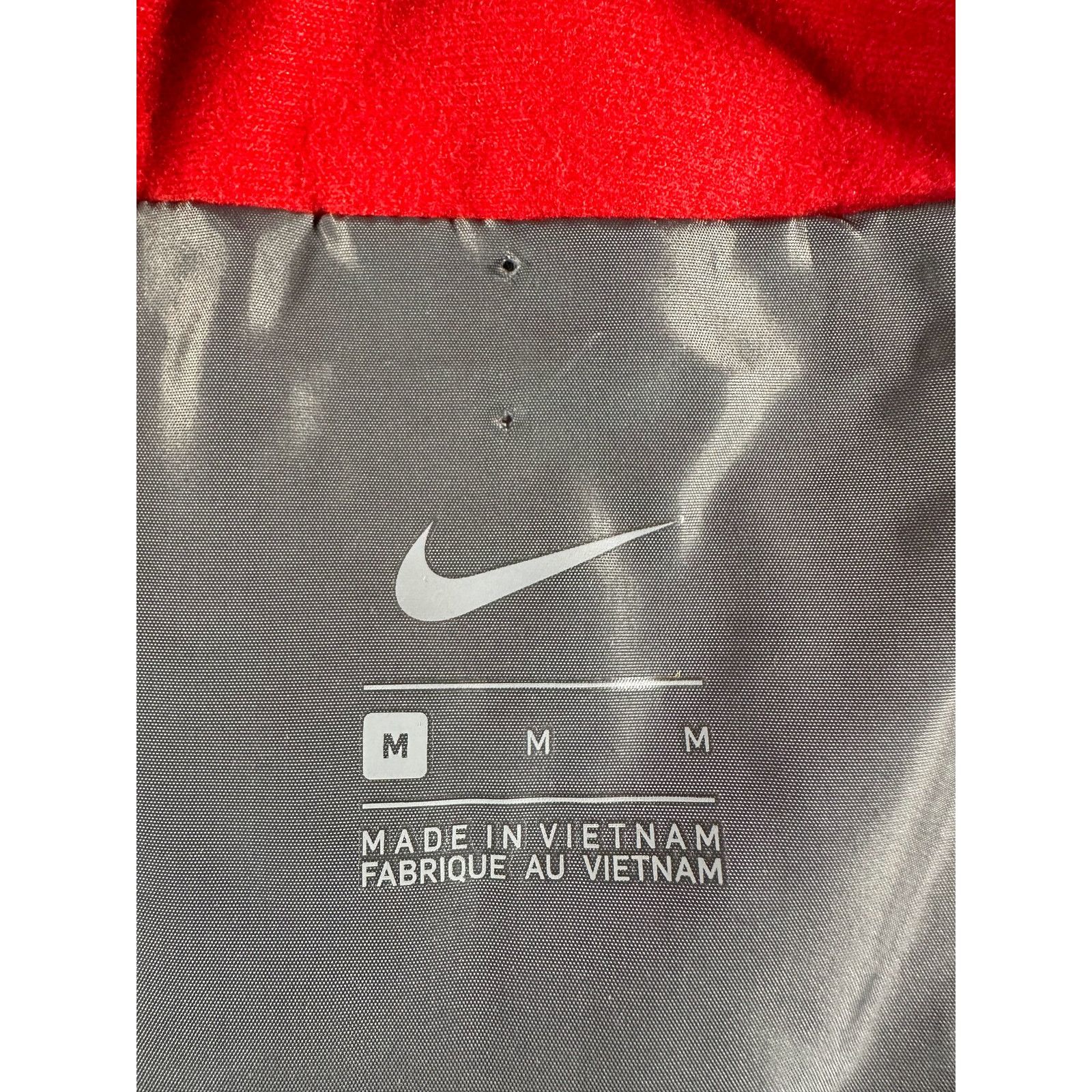 Nike Nike Essential Filled Puffer Vest FTBL Size Womens Medium Size S / US 4 / IT 40 - 7 Thumbnail