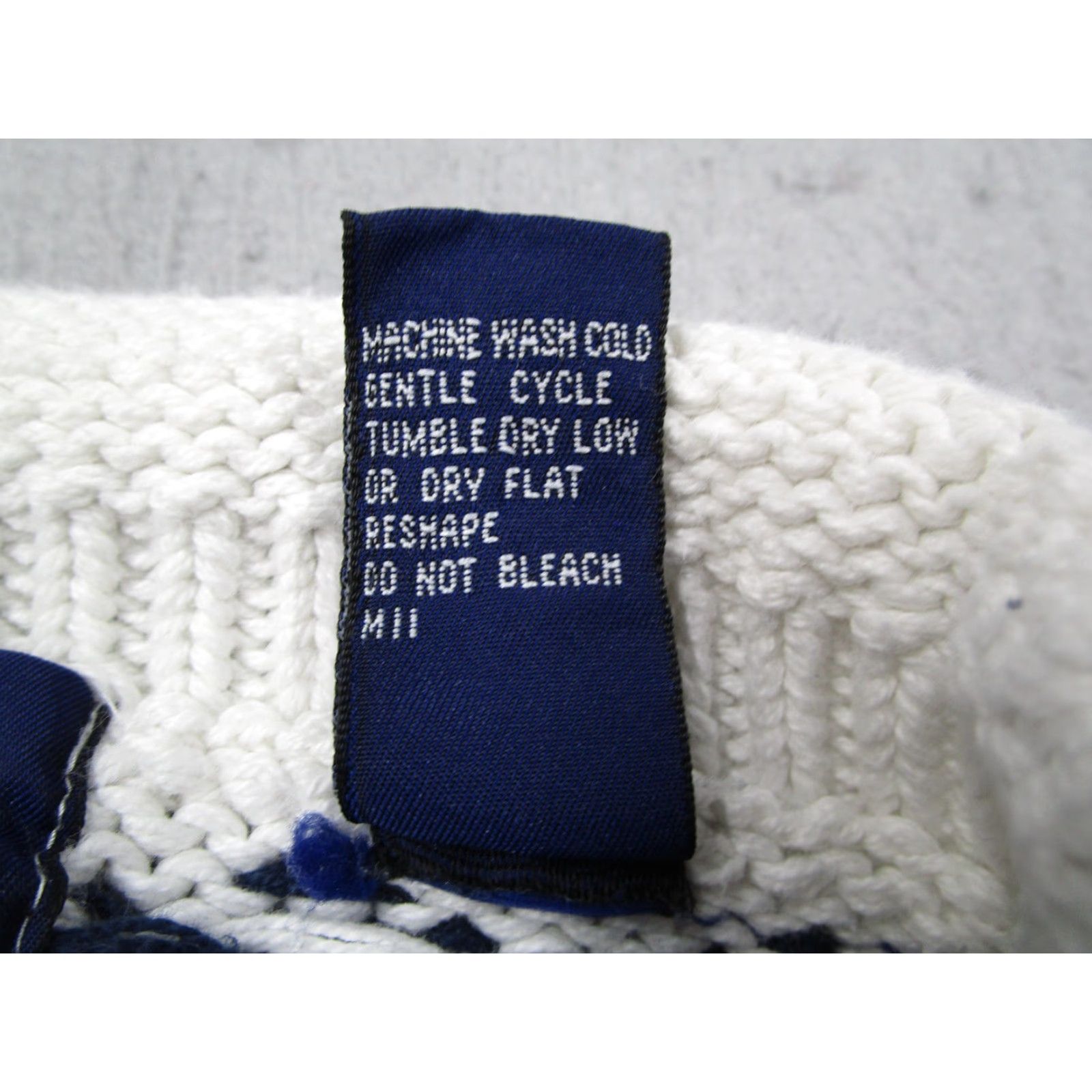 Gap VINTAGE GAP Sweater Shirt Mens Large White Blue Fair Isle Nordic Knit Mock Neck 100% Cotton Pullover Retro Winter 90s Mens Size US L / EU 52-54 / 3 - 4 Thumbnail