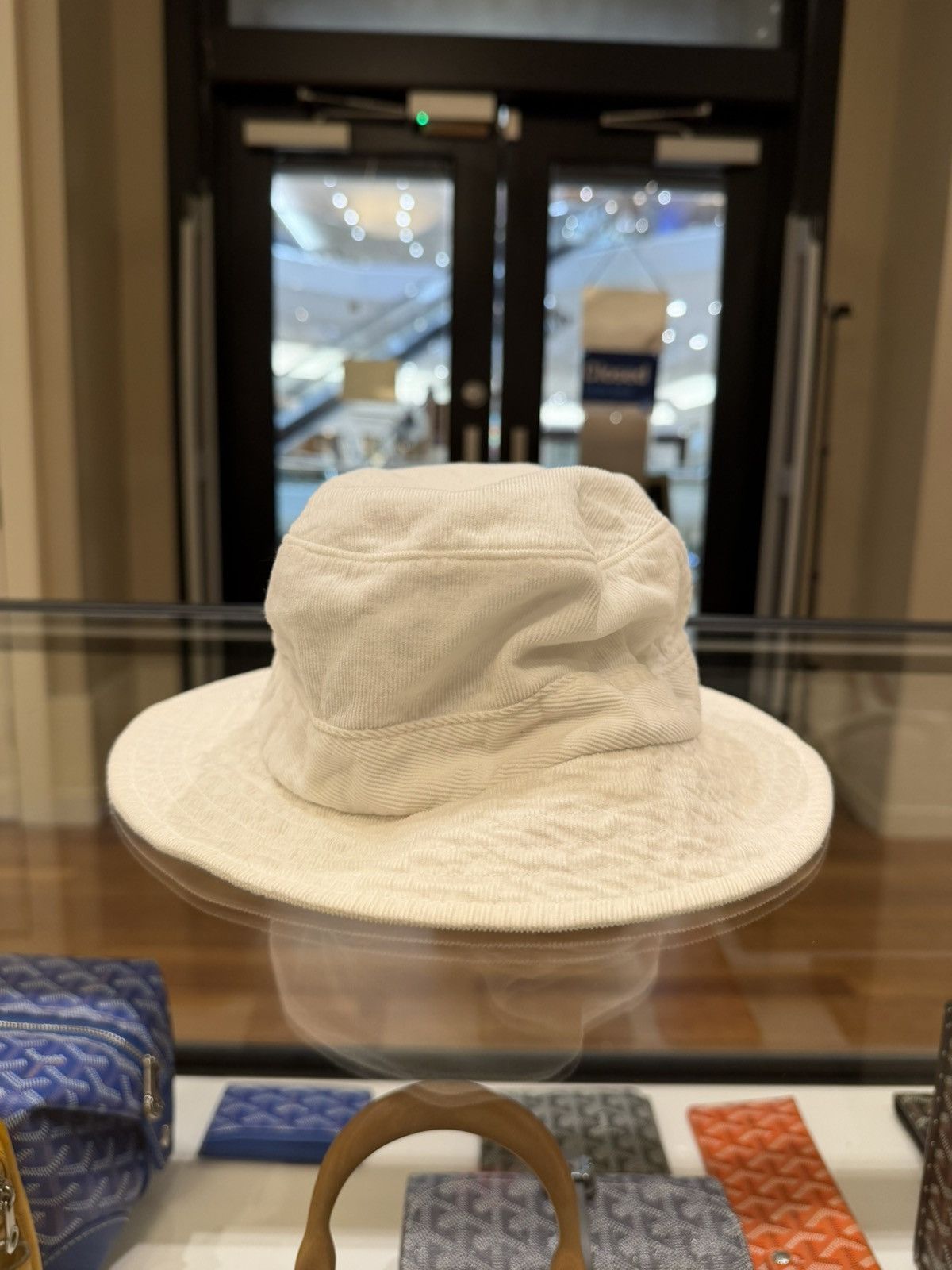 Supreme Supreme Corduroy Script Bucket Hat - White Size ONE SIZE - 3 Thumbnail