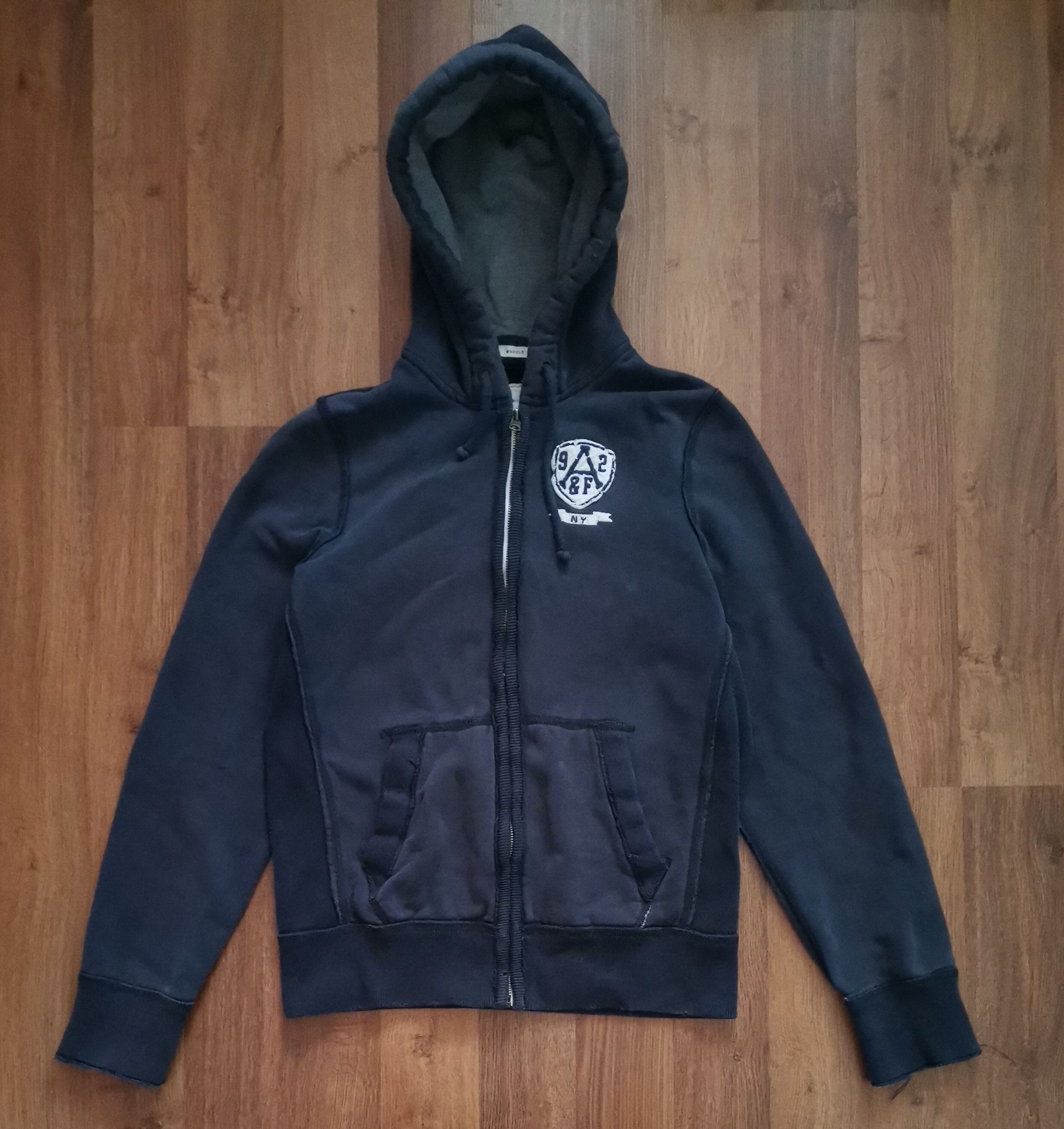 Abercrombie & Fitch Abercrombie & Fitch Zip Up Hoodie Size US M / EU 48-50 / 2 - 1 Thumbnail