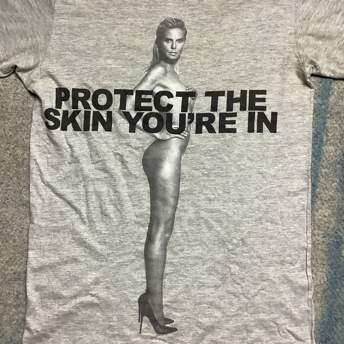 Marc Jacobs MARC JACOBS PROTECT THE SKIN YOU'RE IN Heidi Klum Size US S / EU 44-46 / 1 - 3 Thumbnail