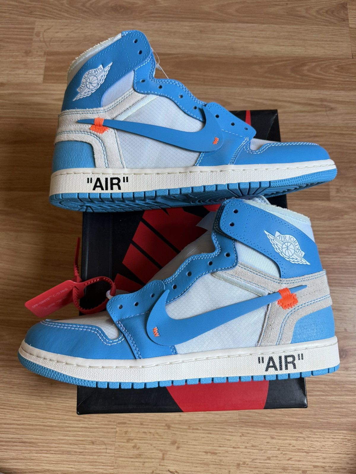 Nike × Off-White Jordan 1 Retro High Off-White University Size US 10.5 / EU 43-44 - 10 Thumbnail