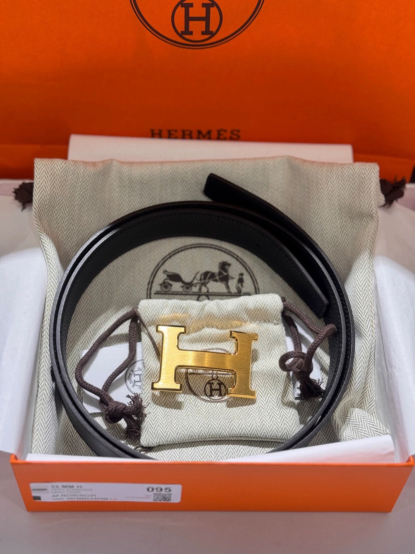 Hermes HERMES 2-Sided Calfskin 32mm Belt Black 95 H Gold Size ONE SIZE - 1 Thumbnail