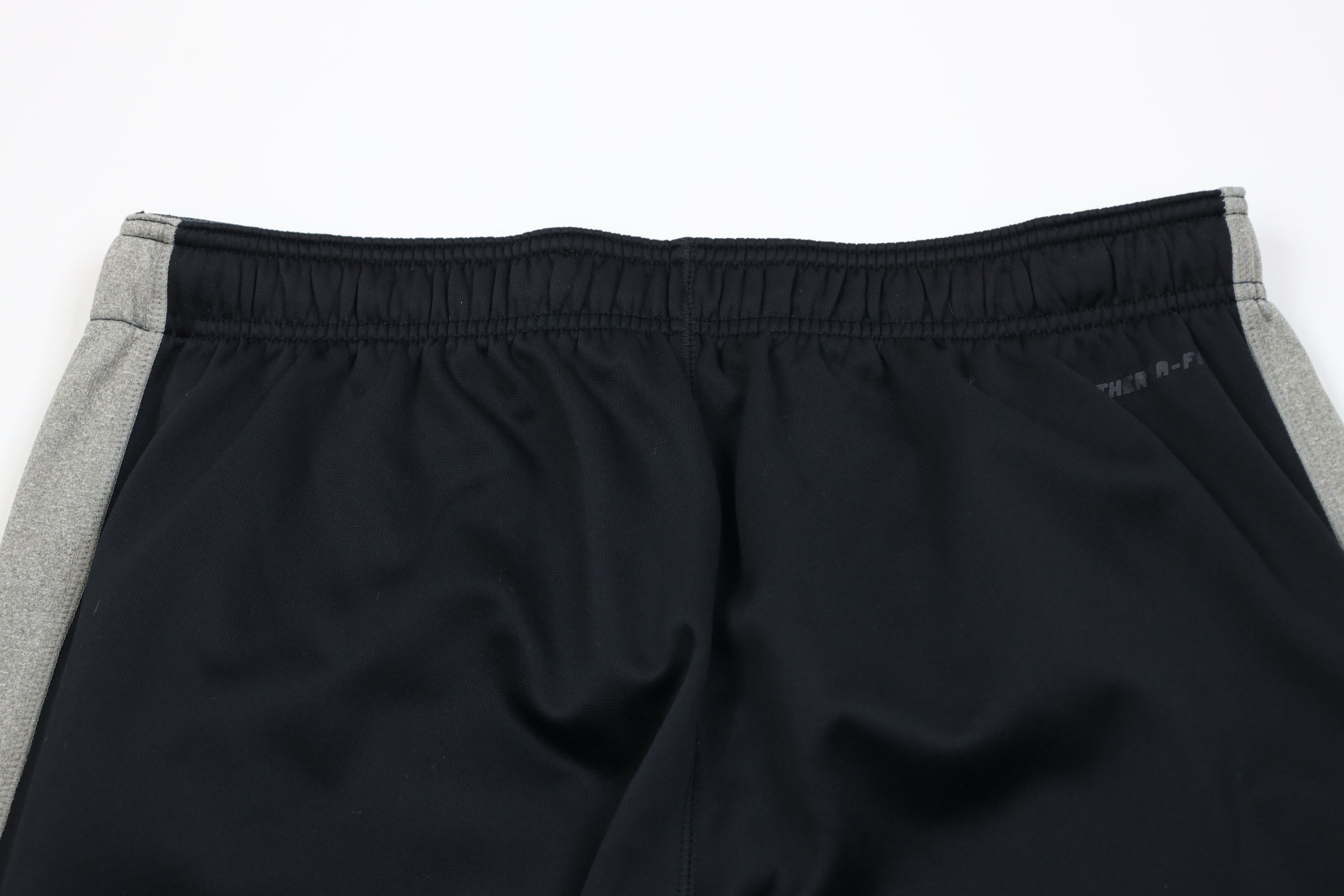 Nike Vintage Y2K Nike Therma Fit Mini Swoosh Wide Leg Sweatpants Size US 38 / EU 54 - 11 Thumbnail