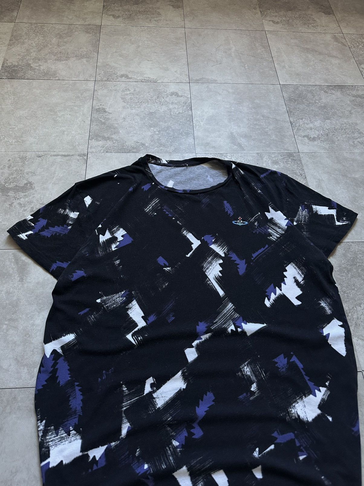 Vintage × Vivienne Westwood Vivienne Westwood All Over Print Small Orb Logo T-Shirt Size US L / EU 52-54 / 3 - 4 Thumbnail