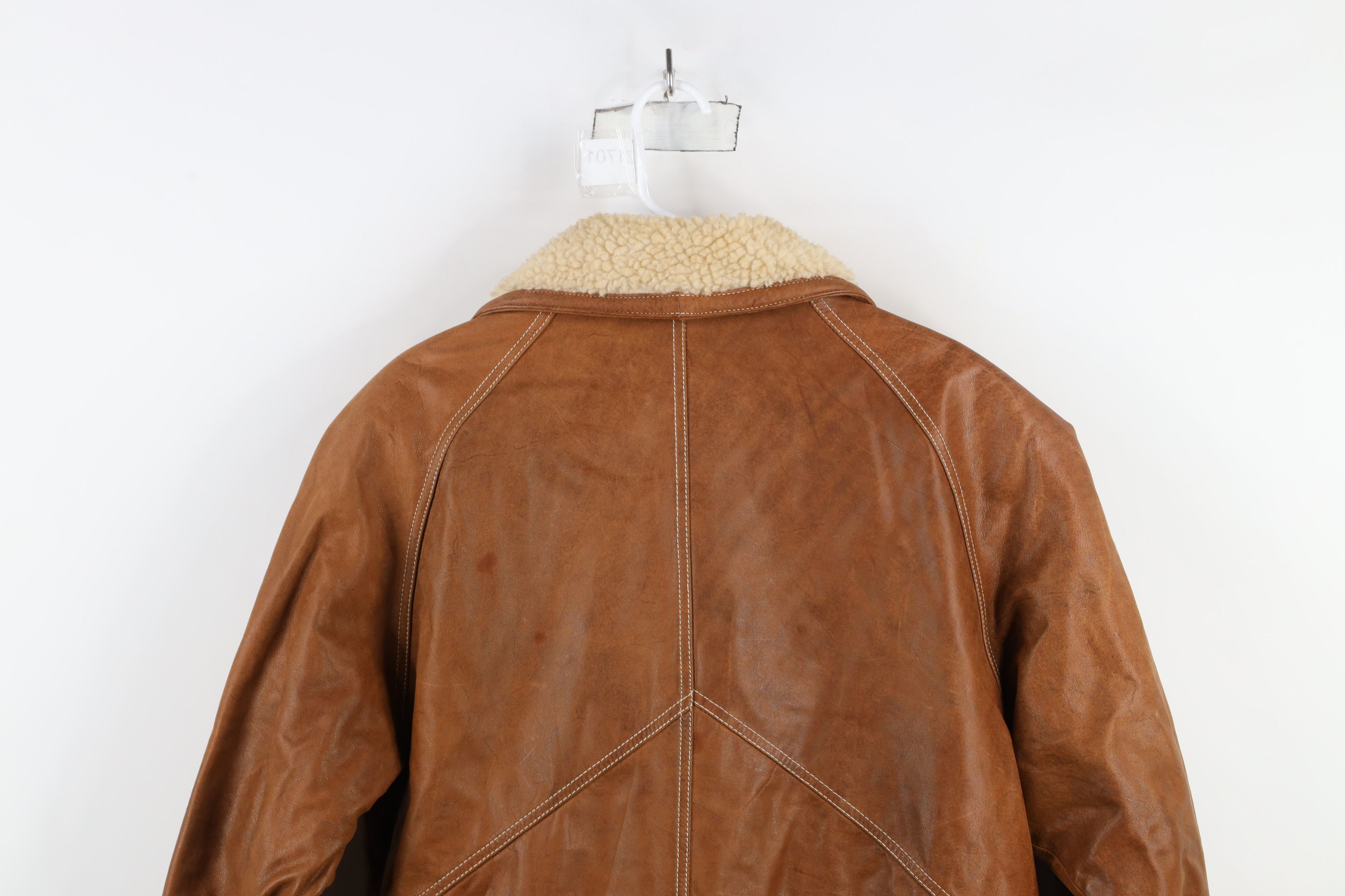 Vintage Vintage 90s Streetwear Shearling Collar Leather Jacket Size S / US 4 / IT 40 - 14 Thumbnail