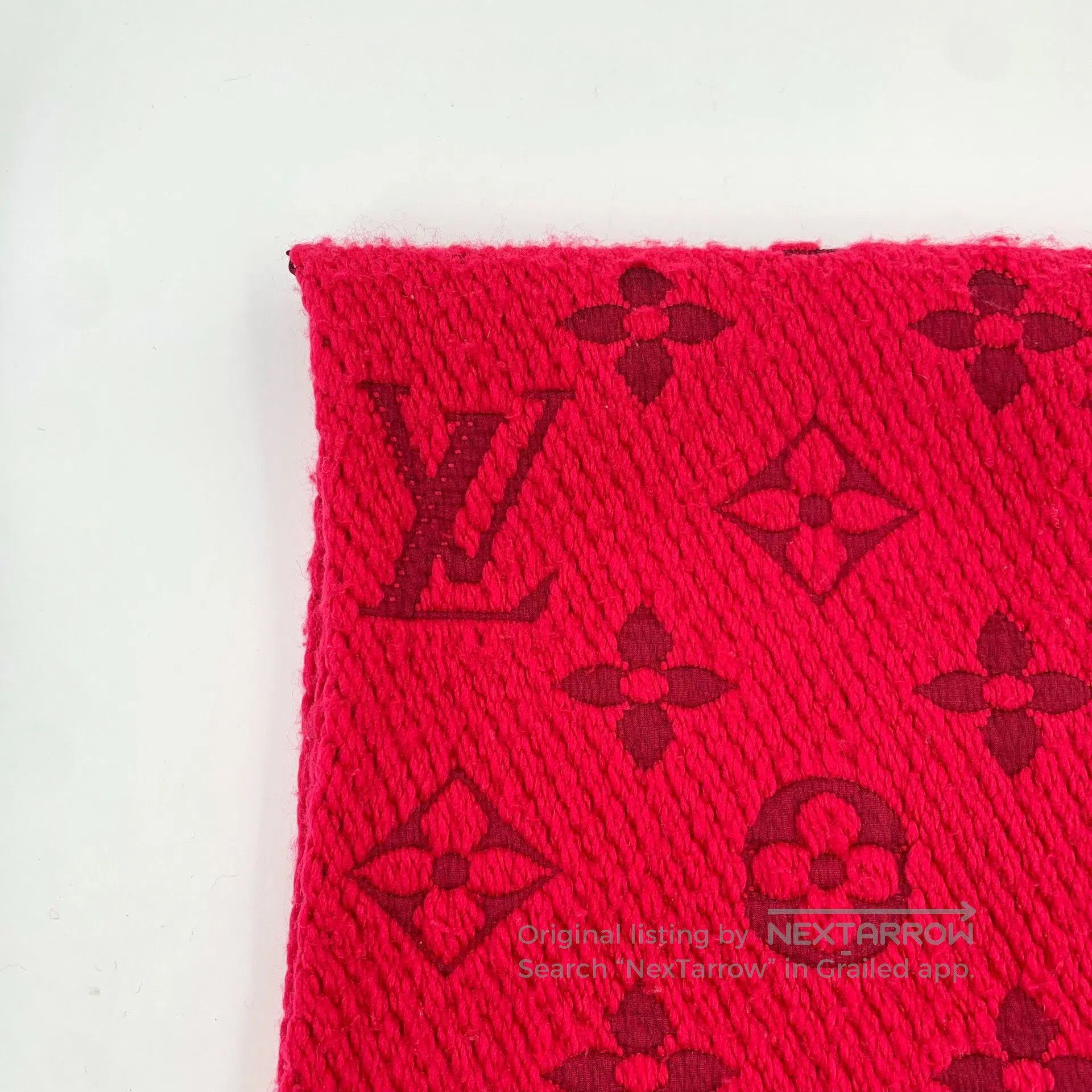 Louis Vuitton Louis Vuitton Red Logo Wool Fringed Scarf. Size ONE SIZE - 3 Thumbnail