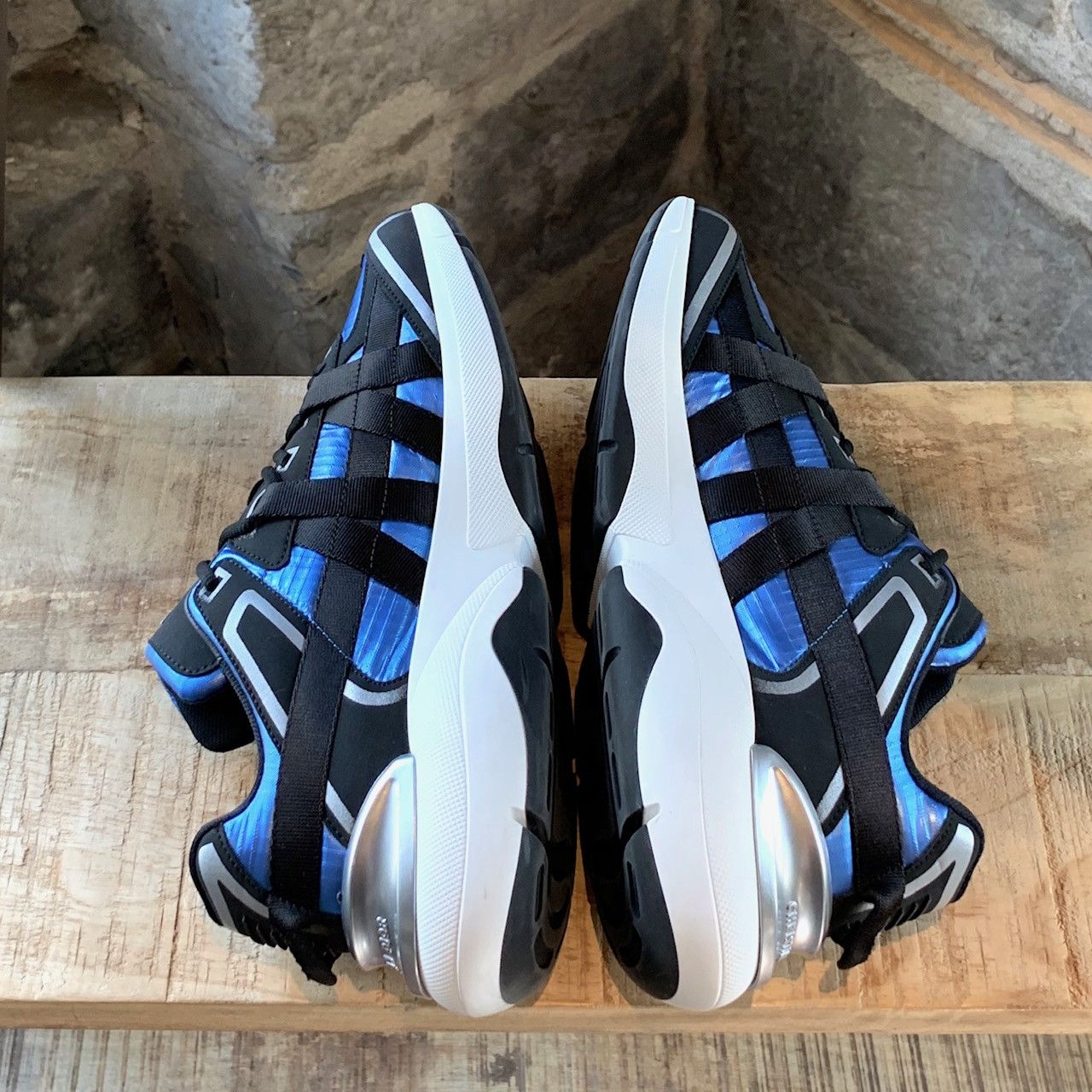 Club Sorayama × Dior Christian Dior X Sorayama B24 Runtek Blue Sneakers Size US 8 / EU 41 - 7 Thumbnail