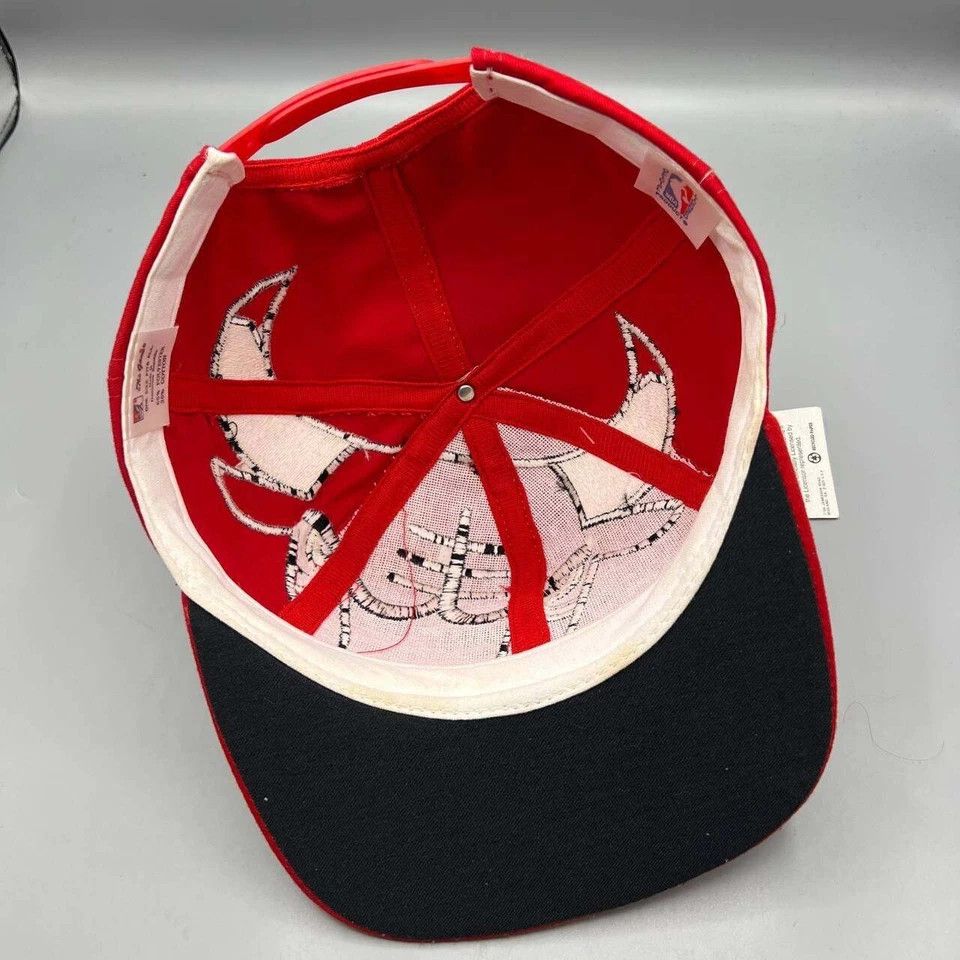The Game × Vintage Chicago Bulls Hat Men Red The Game NBA Snap Back Cap New Size ONE SIZE - 2 Thumbnail