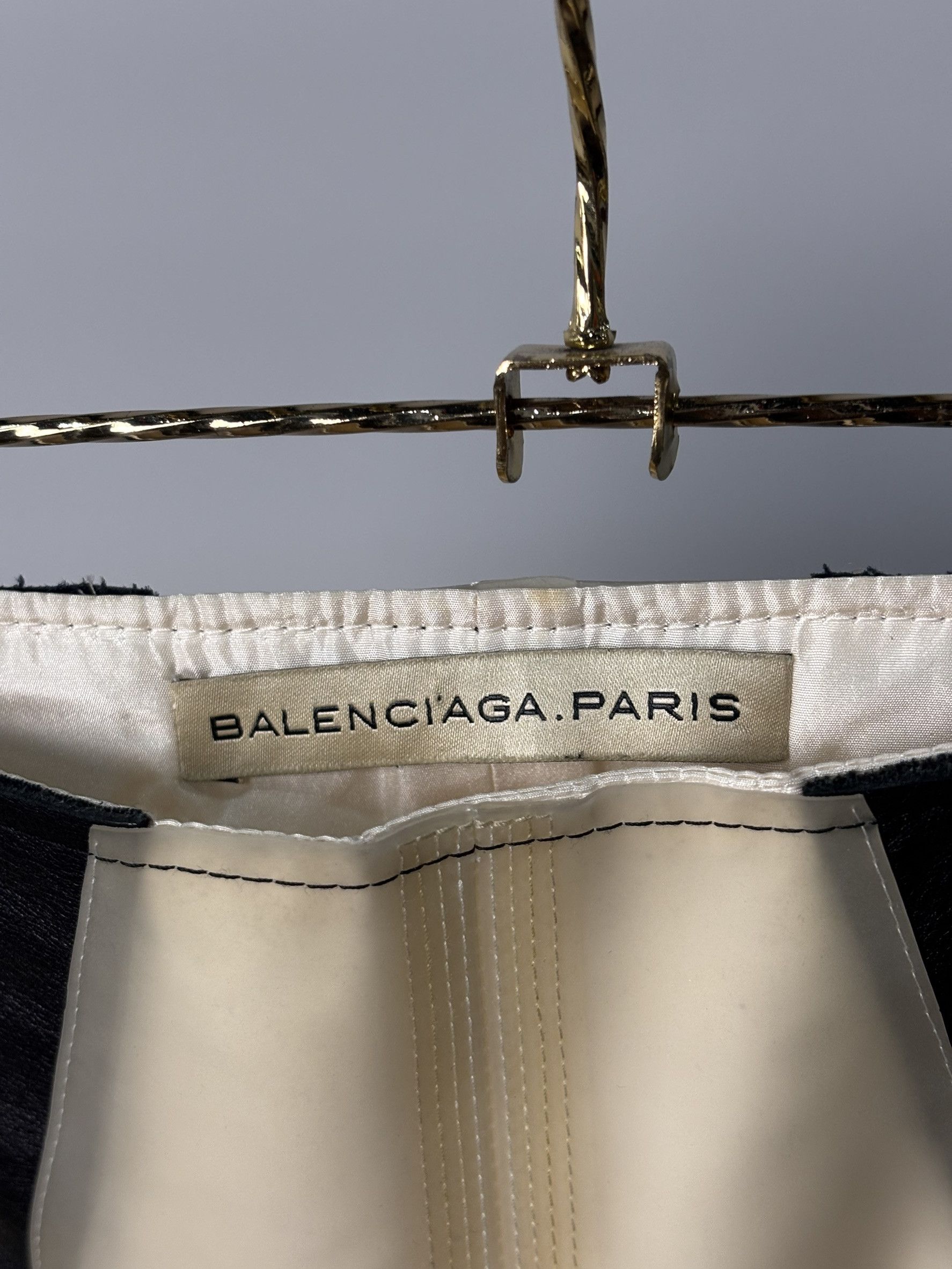Balenciaga Balenciaga Black Trousers with Leather Waistband Size 27" / US 4 / IT 40 - 2 Thumbnail