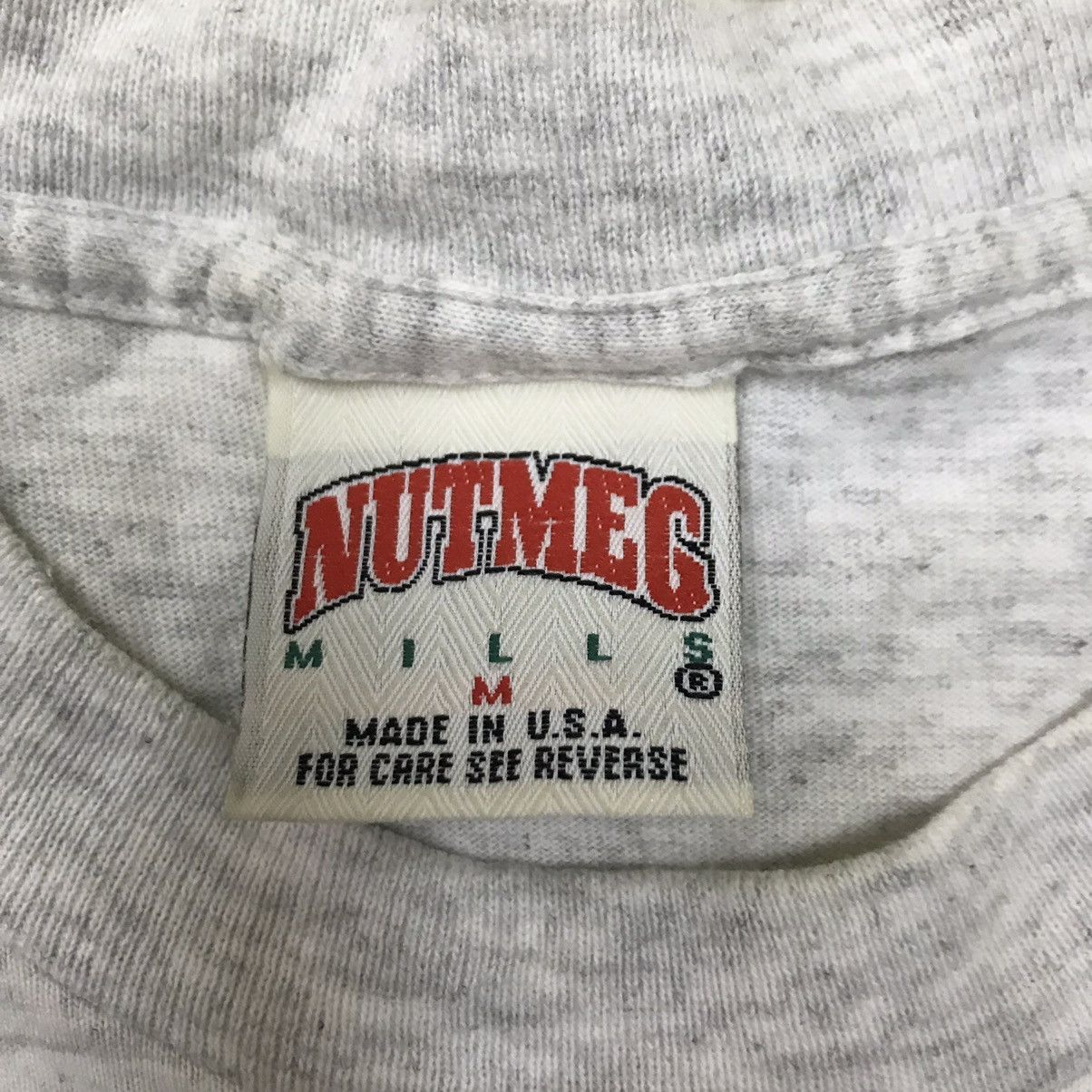 NBA VINTAGE 90s LAKERS NUTMEG MILLS NBA TSHIRT Size US S / EU 44-46 / 1 - 10 Thumbnail