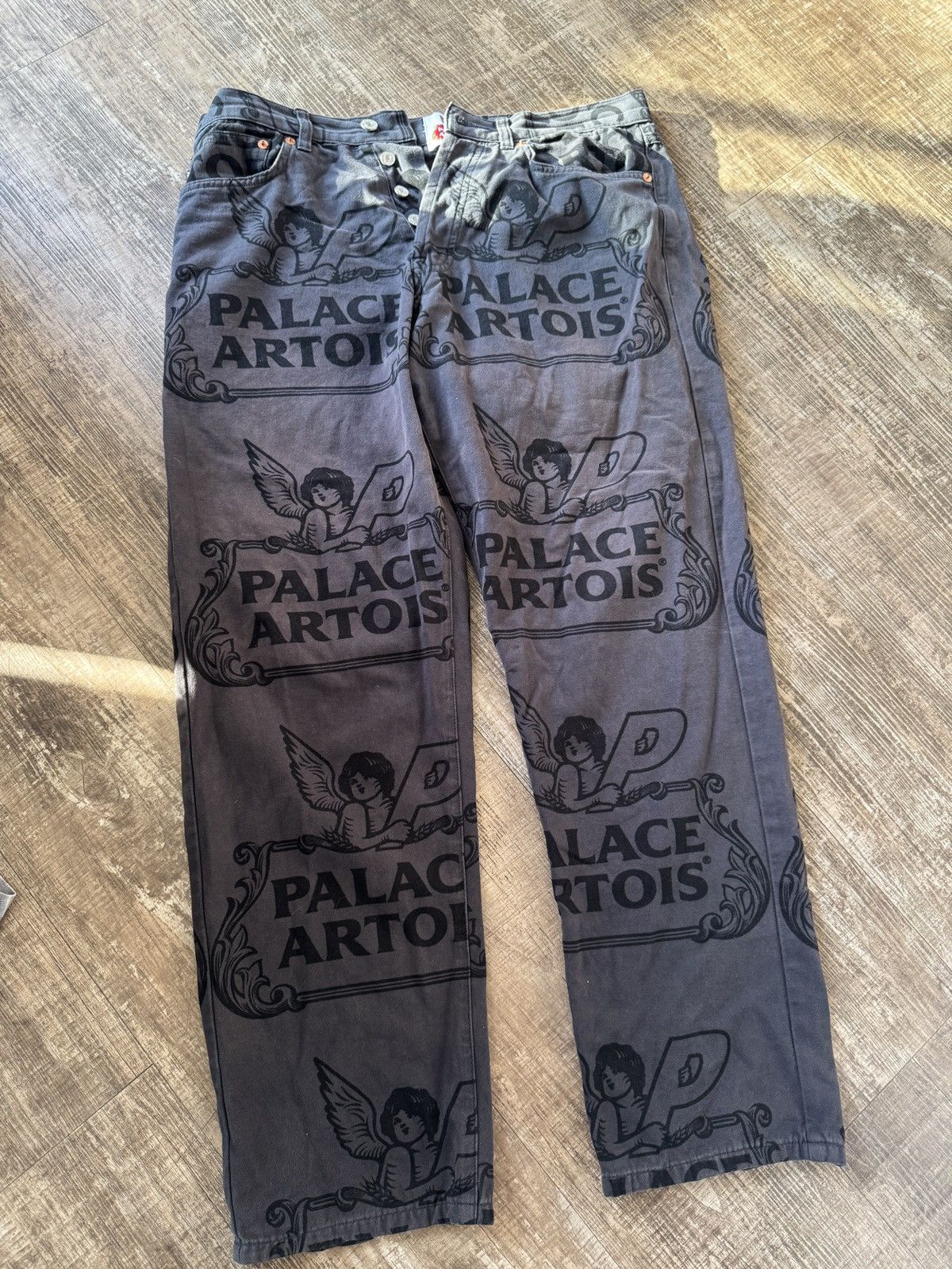 Palace x Stella Artois pants size 32