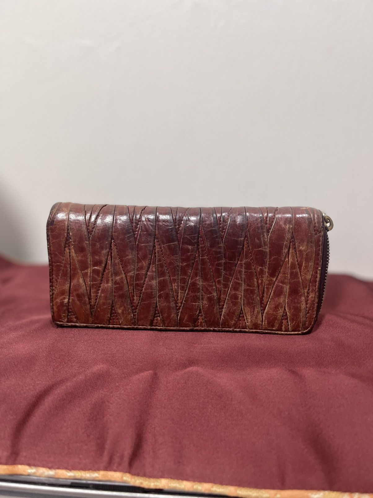 Miu Miu VINTAGE MIU MIU MATELASSÉ LEATHER ZIP-AROUND WALLET Size ONE SIZE - 2 Thumbnail