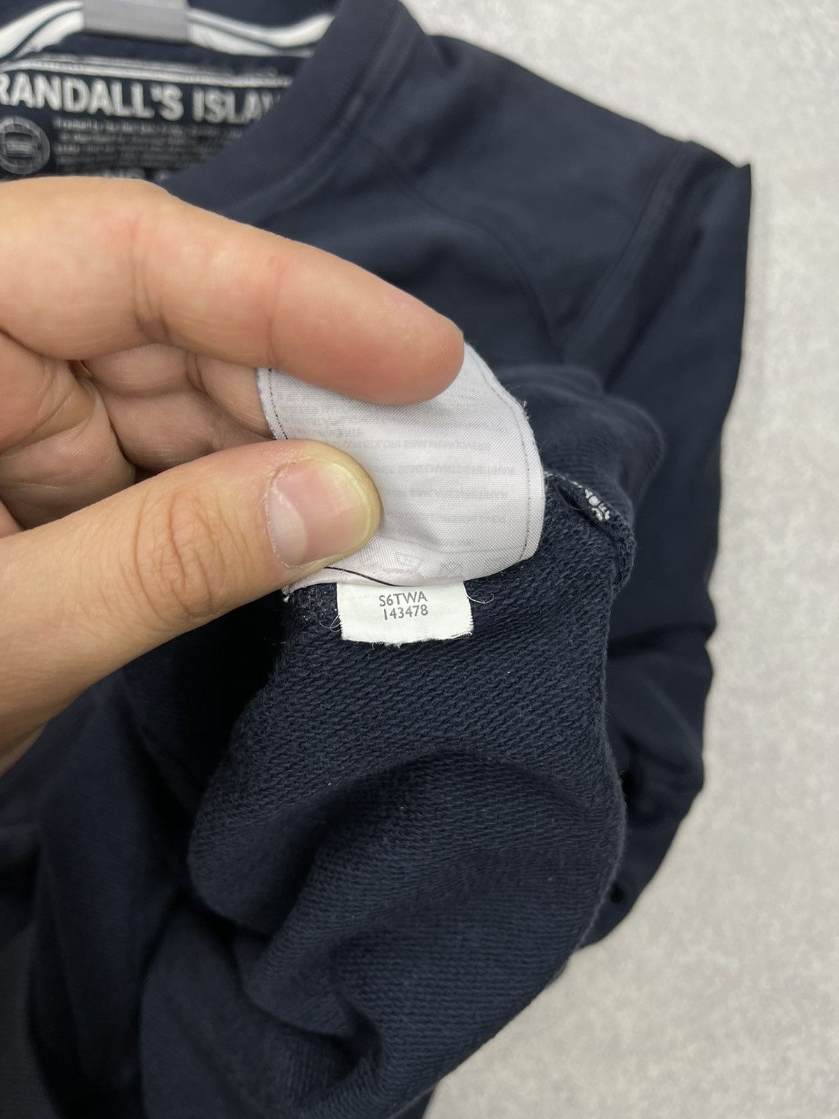 Nike × Nike ACG × Vintage Vintage Nike Randalls Island Grey Sweatshirt Center Swoosh Size US S / EU 44-46 / 1 - 8 Thumbnail