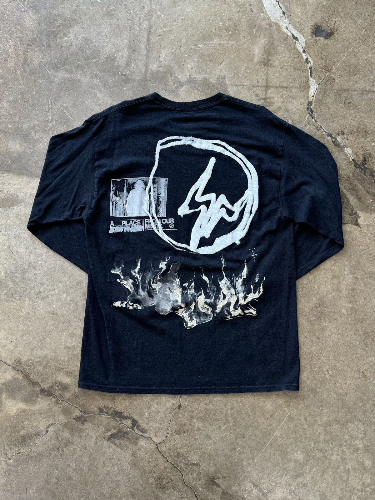 Travis Scott Travis Scott x Fragment LS Tee sz. Medium Size US M / EU 48-50 / 2 - 5 Thumbnail