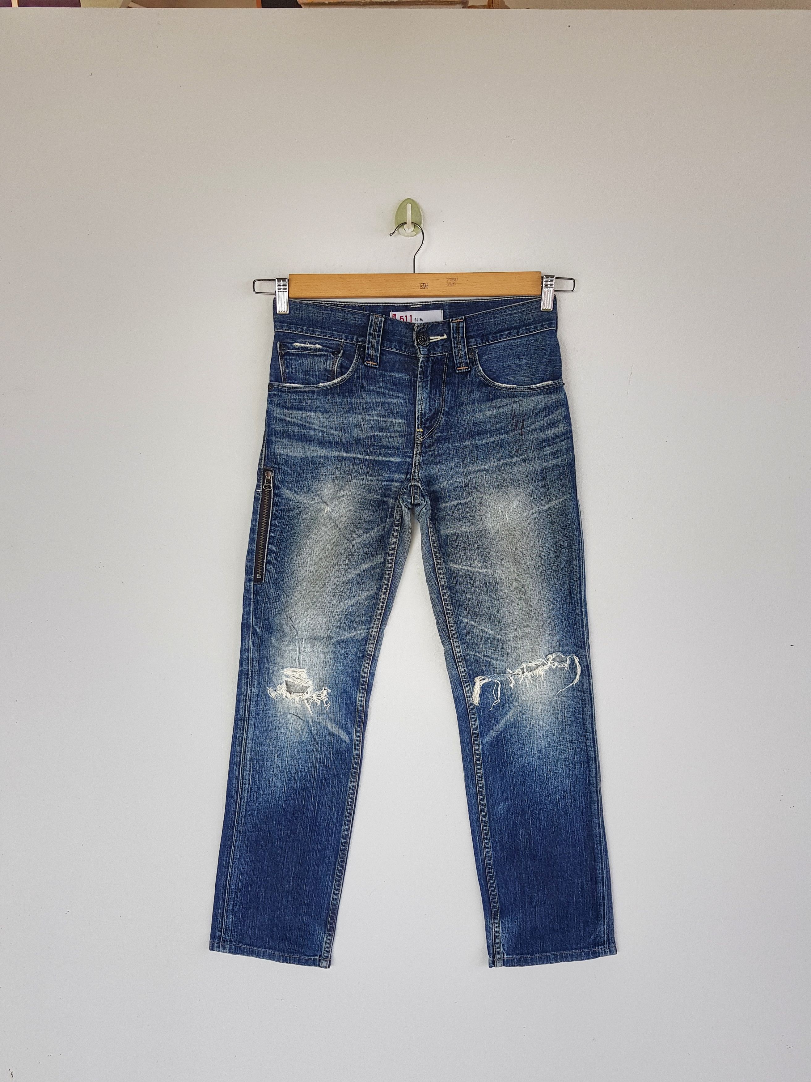 Levi's Vintage Levis Distressed Jeans Levi's 511 Faded Ripped Denim Size 28" / US 6 / IT 42 - 1 Thumbnail