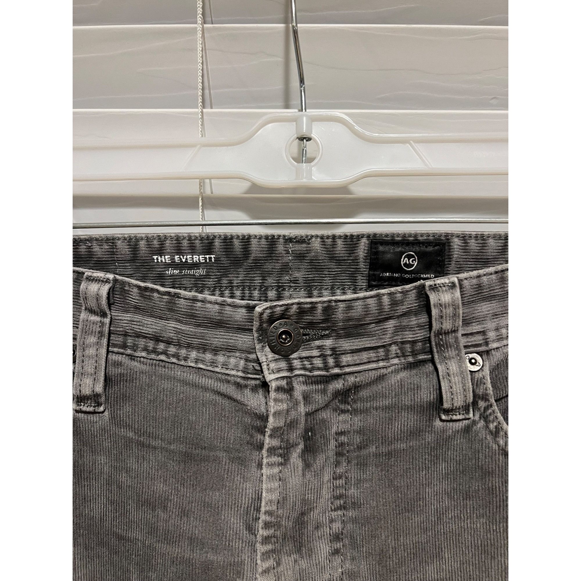 AG Adriano Goldschmied AG Adriano Goldschmied The Everett Slim Straight Gray Cordur Size US 32 / EU 48 - 2 Thumbnail