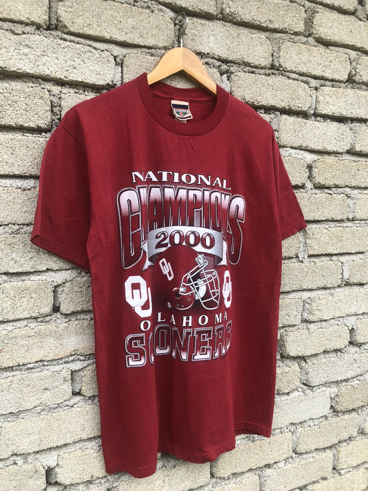 Vintage Vintage Y2K Oaklahoma Sooners 2000 National Champions Tee Size US L / EU 52-54 / 3 - 3 Thumbnail