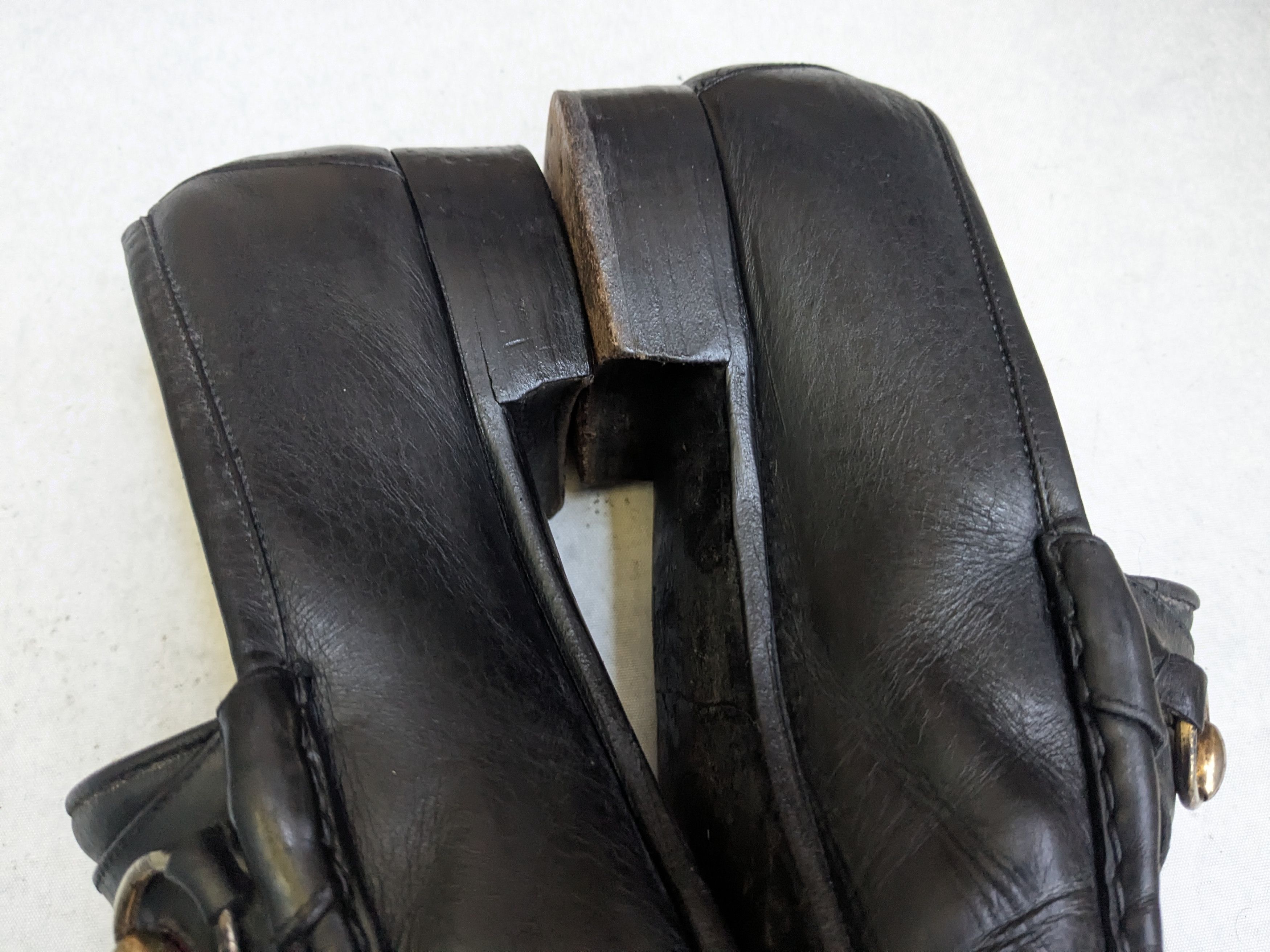 Gucci Vintage Gucci Horsebit Loafers Black 9 Narrow Size US 9 / EU 42 - 8 Thumbnail