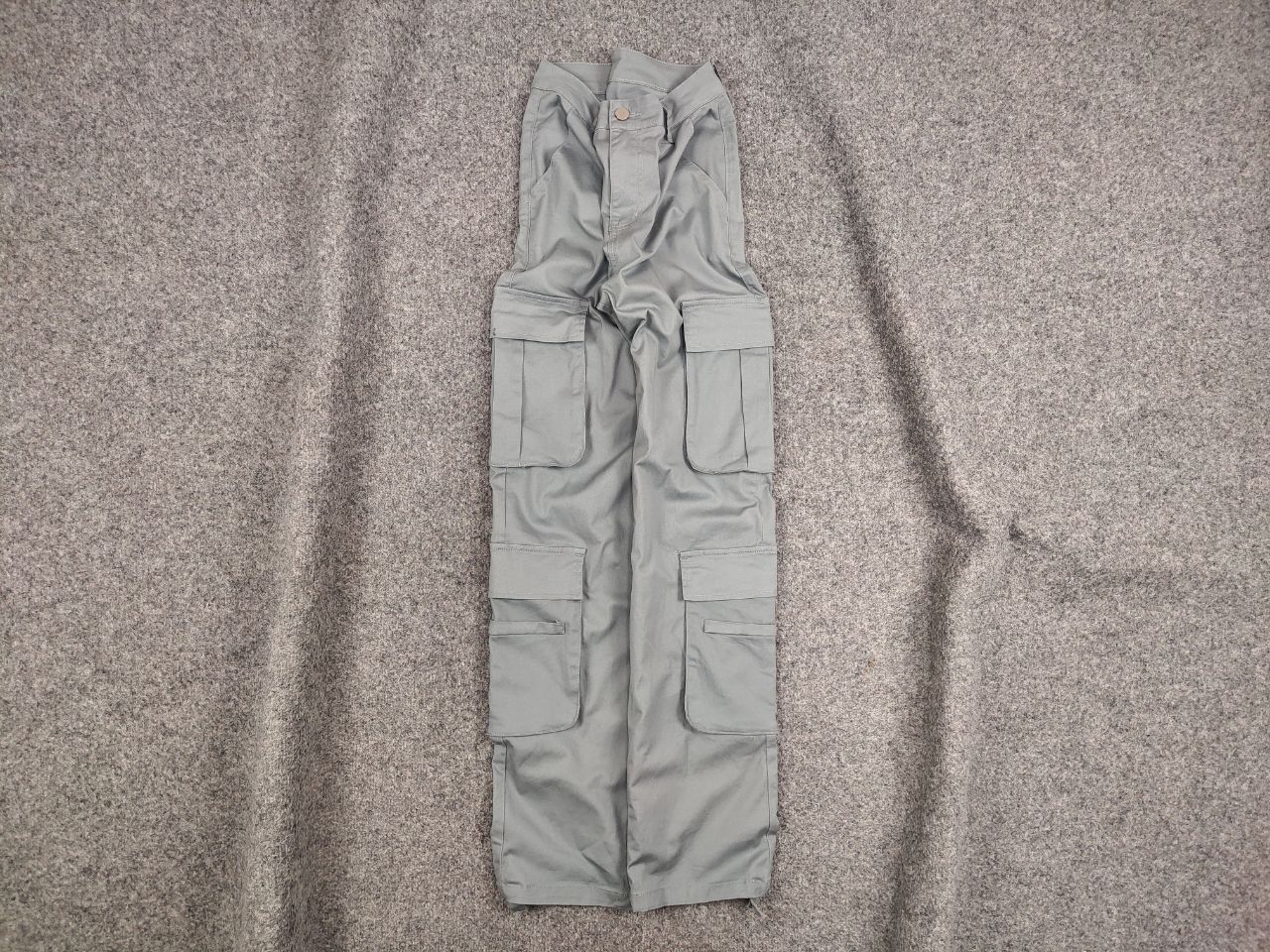 Japanese Brand Vintage Y2K Japanese Design Gray Cotton Cargo Baggy Pants Size US 32 / EU 48 - 1 Thumbnail