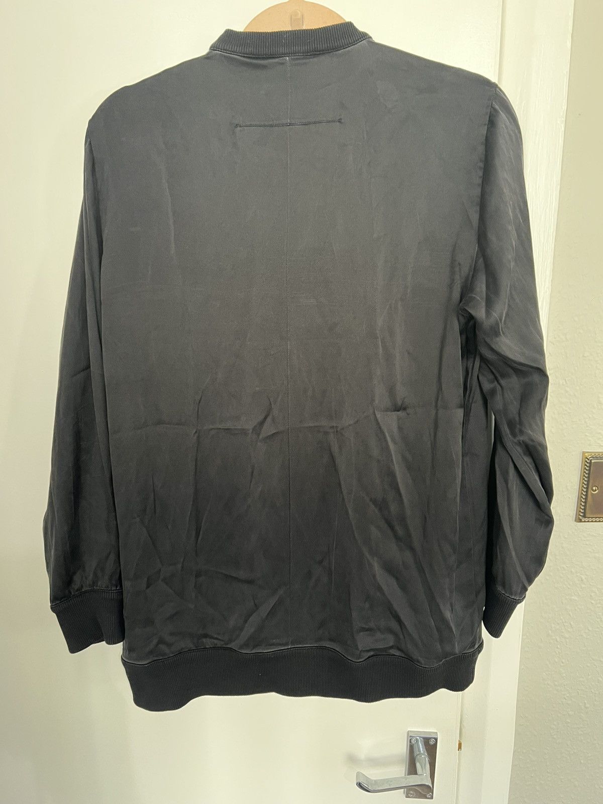 Givenchy Givenchy silk long sleeve top Size US S / EU 44-46 / 1 - 7 Thumbnail