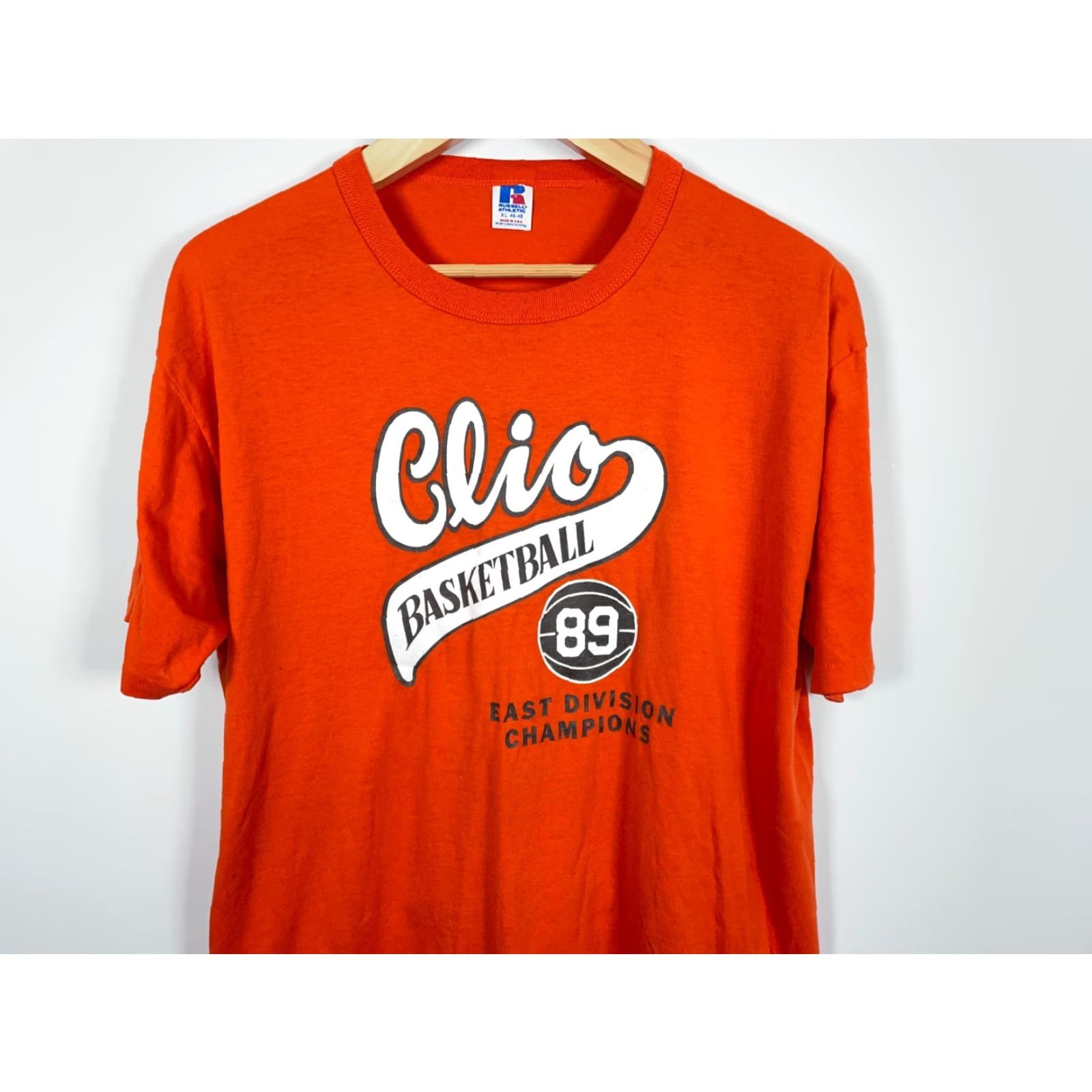 Russell Athletic VINTAGE Russell Athletic Clio Michigan Basketball T-Shirt Adult XL Orange 80s 90s City Retro Sports Men Shirt Size US XL / EU 56 / 4 - 4 Thumbnail