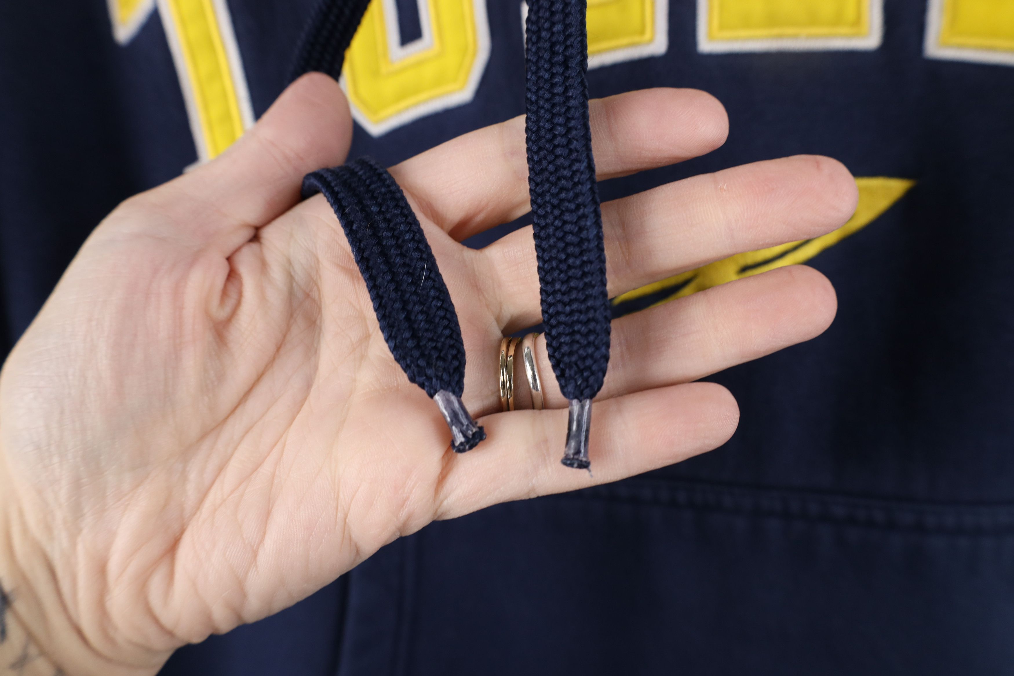 Vintage Vintage Y2K University of Toledo Hoodie Sweatshirt Blue Size US M / EU 48-50 / 2 - 5 Thumbnail