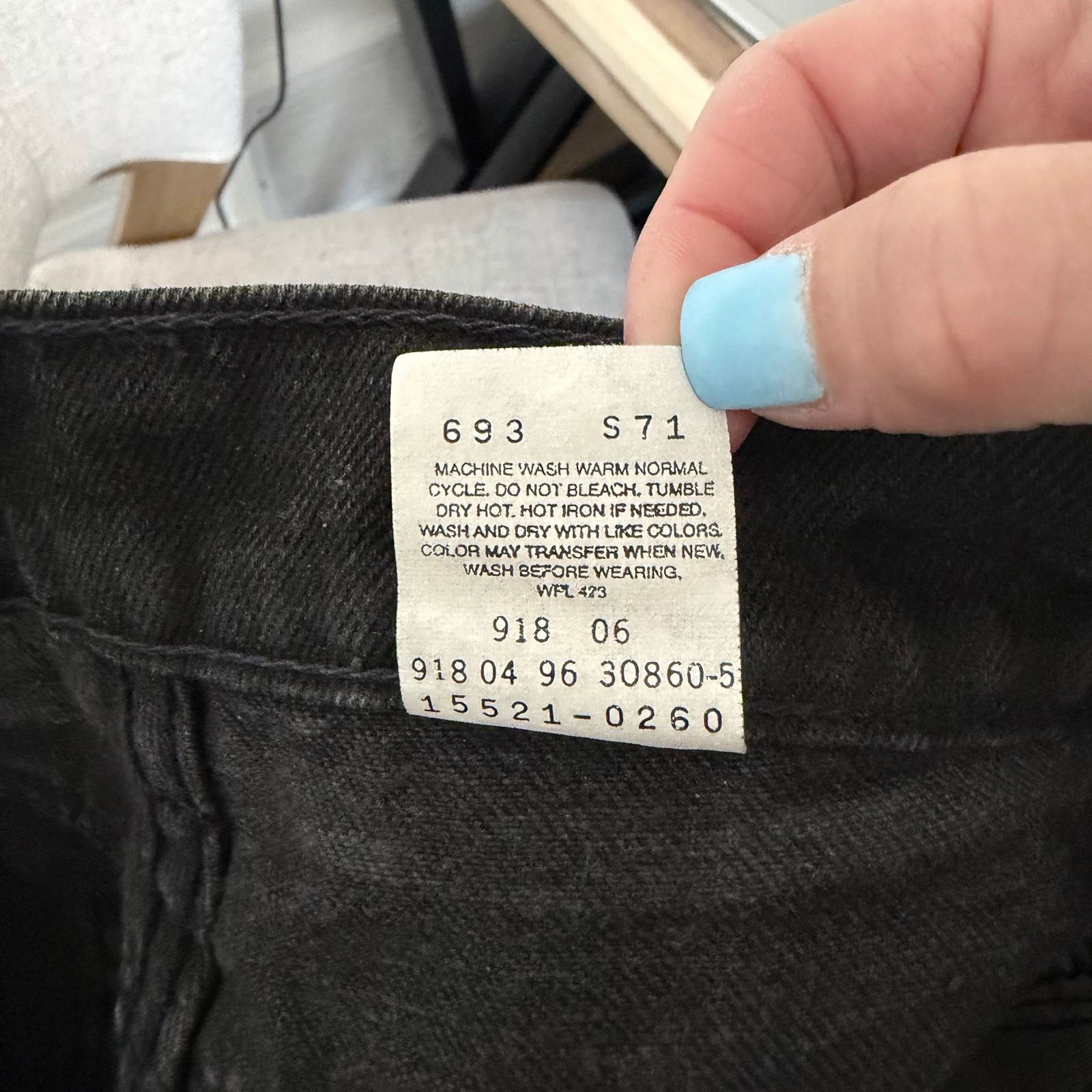 Levi's Vintage Levis 521 Black Tapered Leg High Waisted Jeans Sz 25 Size 25" / US 0 / IT 36 - 4 Thumbnail
