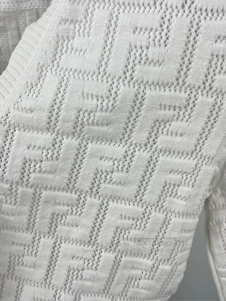 Fendi Fendi White fully printed logo knit coat Size XS / US 0-2 / IT 36-38 - 4 Thumbnail