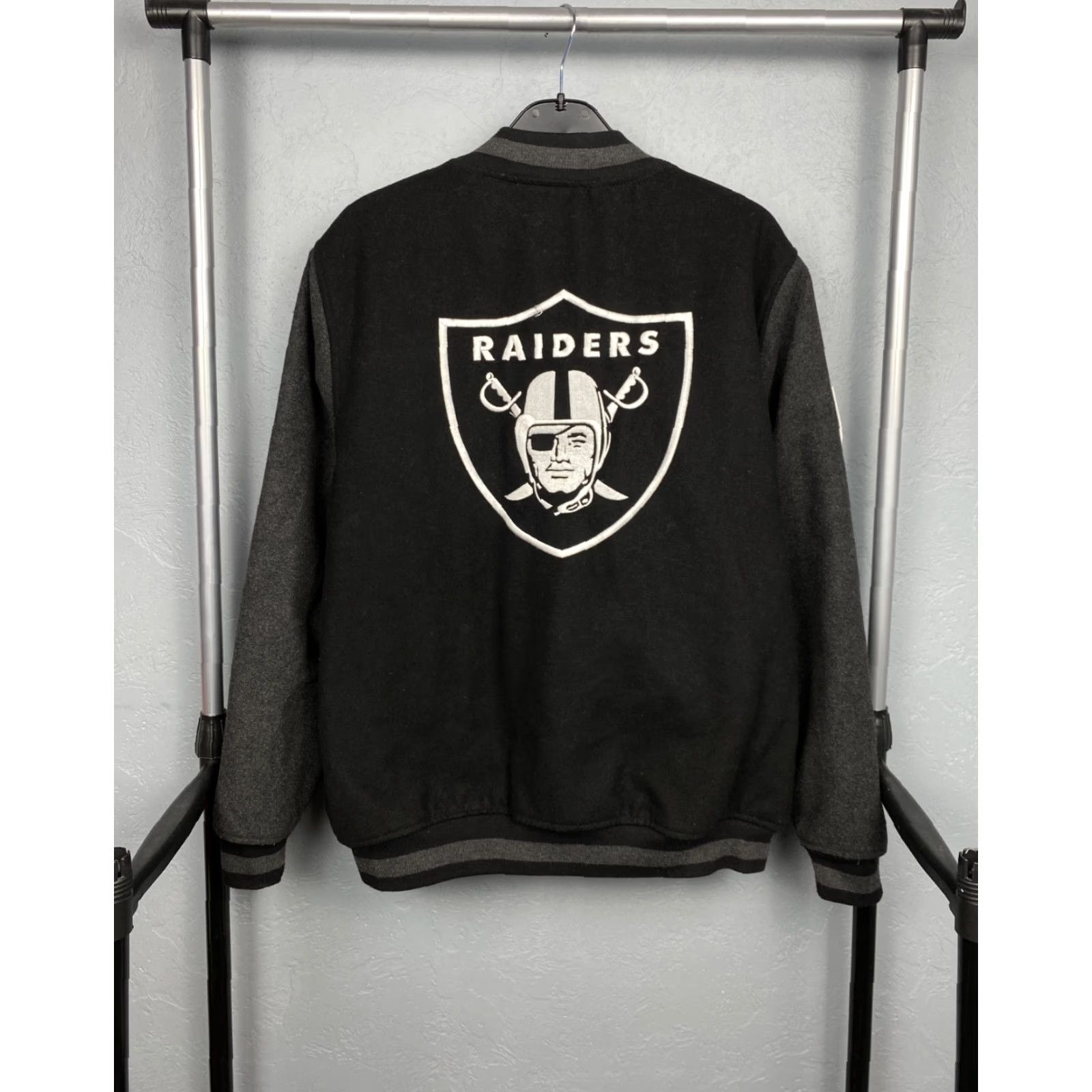 Vintage Raiders NFL Wool Bomber Jacket Varsity Size L Mens Black Size US L / EU 52-54 / 3 - 7 Thumbnail