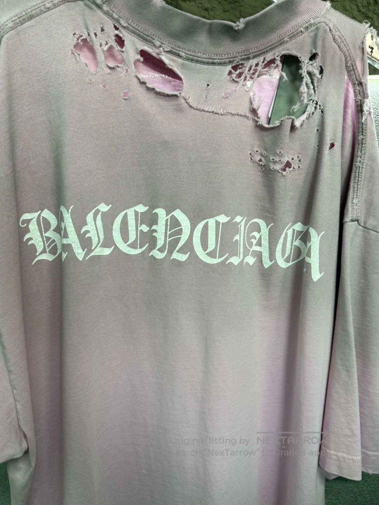 Balenciaga Balenciaga Pink Sanskrit T-shirt M. Size US M / EU 48-50 / 2 - 5 Thumbnail