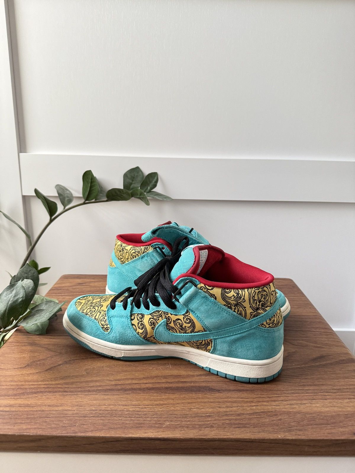 Nike SB Nike SB Dunk Mid Peacock Size US 9.5 / EU 42-43 - 6 Thumbnail