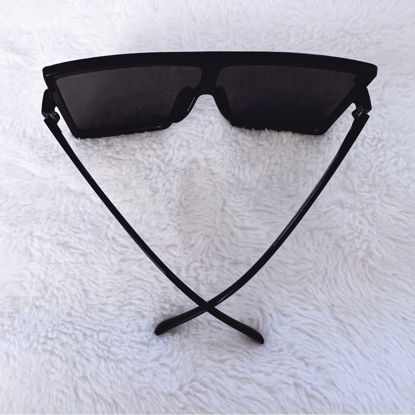 Other Ivonne Black & Mirrored Oversized Square Sunglasses Size ONE SIZE - 6 Thumbnail