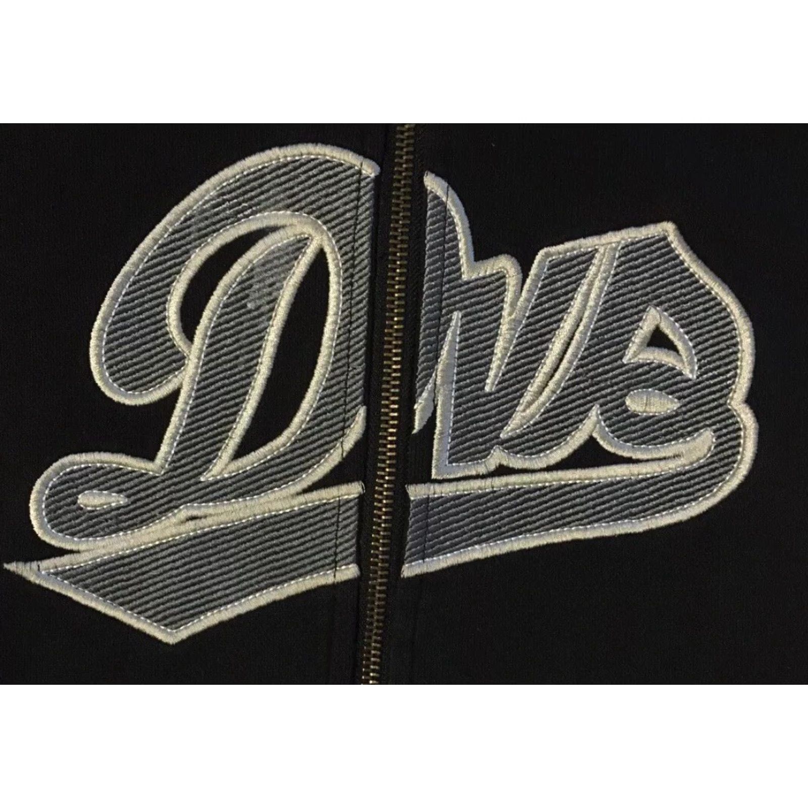 Quiksilver Vtg DVS Faded Distress Zip Hoodie S Skate Surf Grunge Punk Adio Matix Es 90s Y2K Hoodie Zip Men S Black 90s Grunge Punk Skateboard Fans Mens Size US S / EU 44-46 / 1 - 2 Thumbnail
