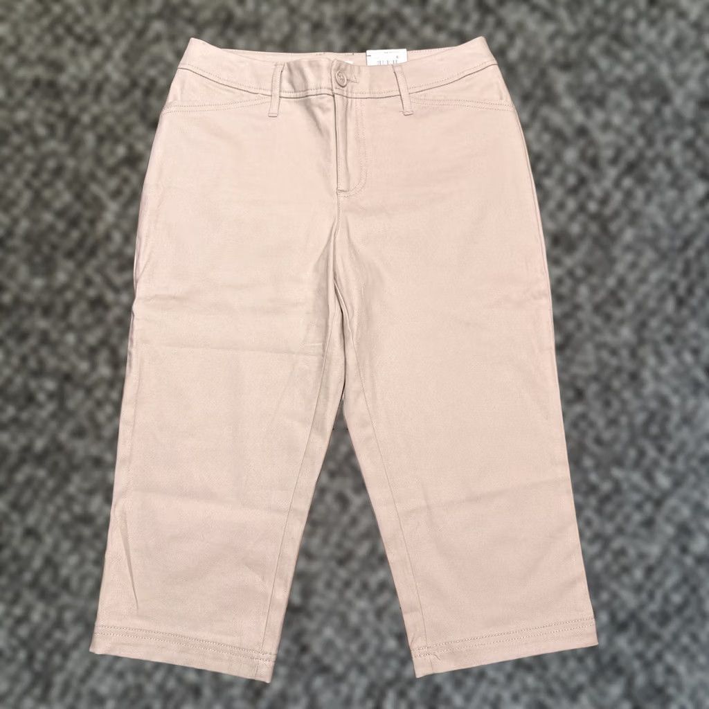Vintage St. Johns Bay Capri Pants Womens 8 Tan Biscotti Mid Rise Stretch New - Regular, City, Cotton Spandex, Inseam 18.5, Flat Front, Logo, Machine Washable Size 30" / US 8 / IT 44 - 1 Thumbnail