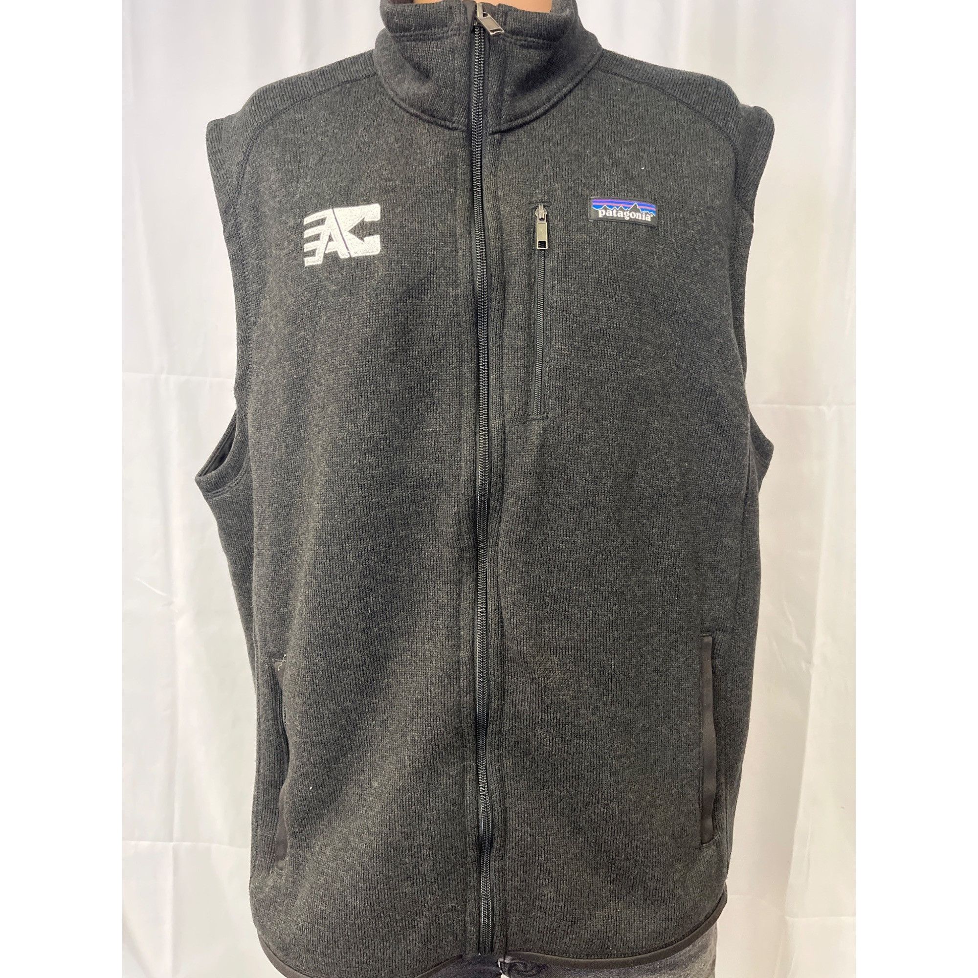 Patagonia Patagonia Men's Black Jacket/Vest Size XXL SKU 5751 Size US XXL / EU 58 / 5 - 1 Thumbnail