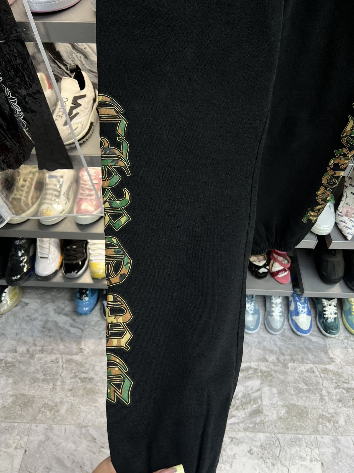 Chrome Hearts Chrome Hearts Camo Triple Cross Sweatpants Size US 32 / EU 48 - 5 Thumbnail
