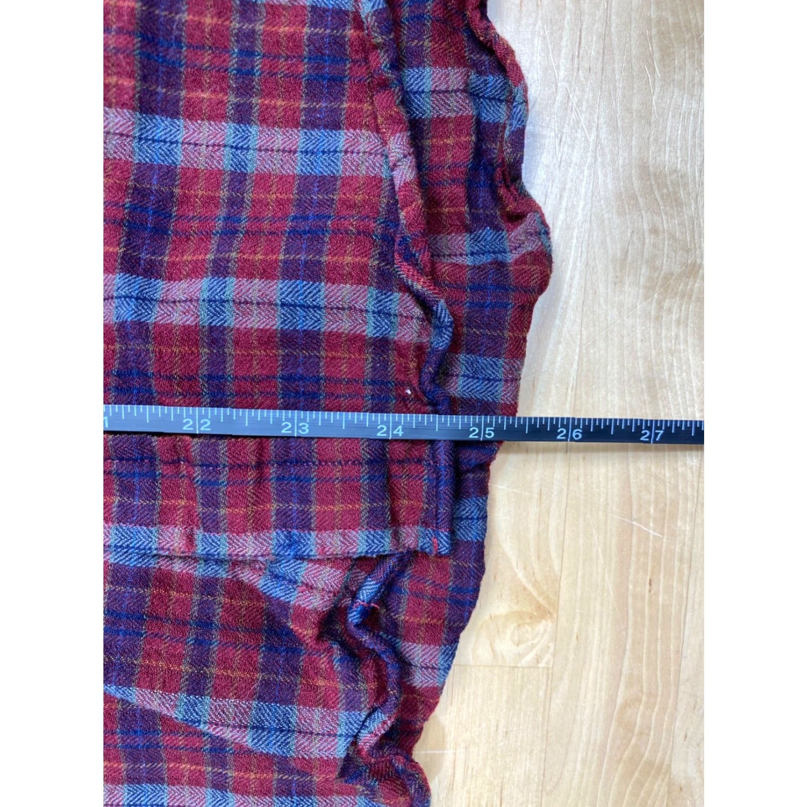 Pendleton Sir Pendleton Wool Flannel Button Up Shirt Plaid Red Long Sleeve M Mens Button-Up Wool Flannel Red Plaid Long Sleeve Size M Size US M / EU 48-50 / 2 - 4 Thumbnail